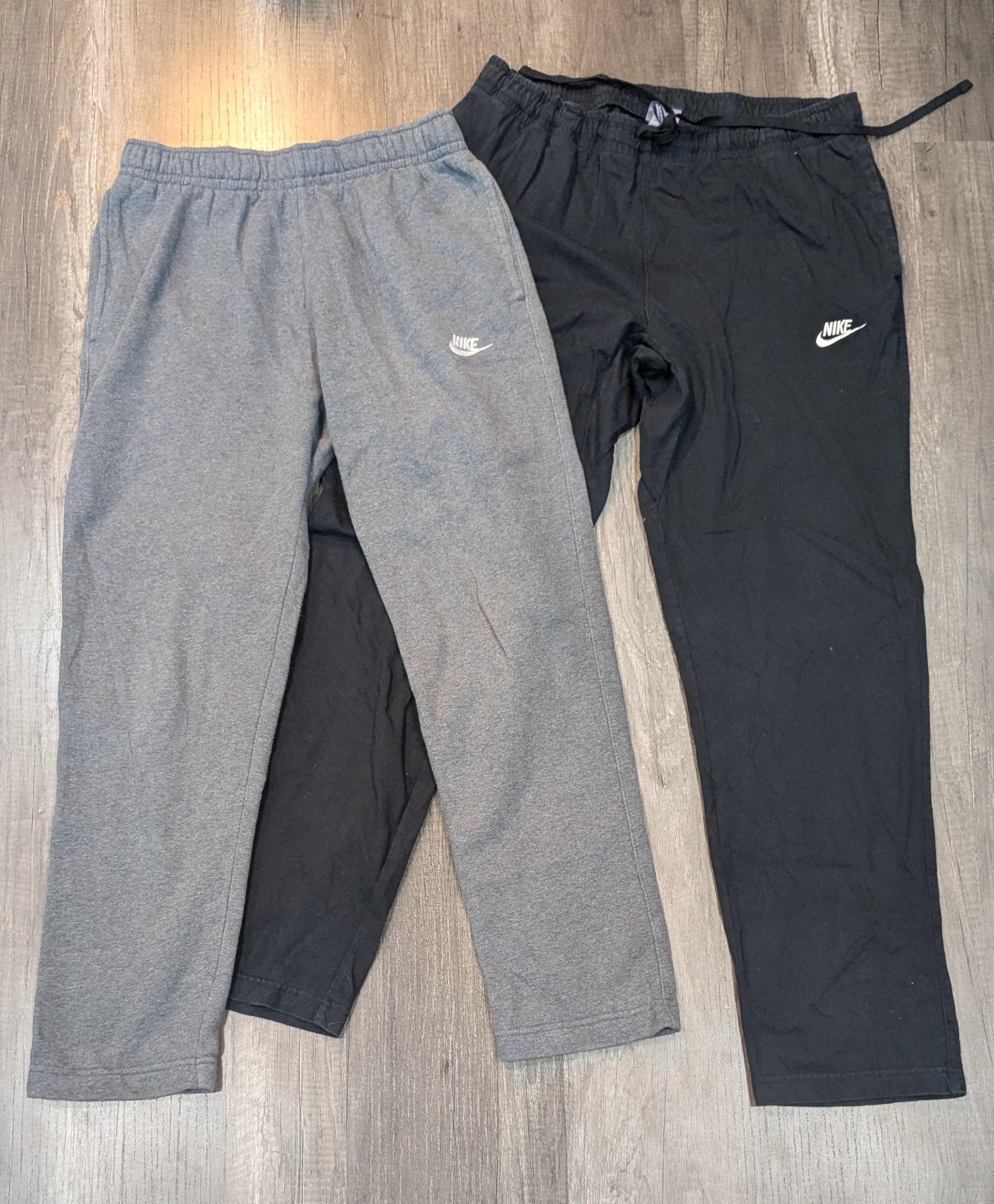 1824 - Pantalons Nike