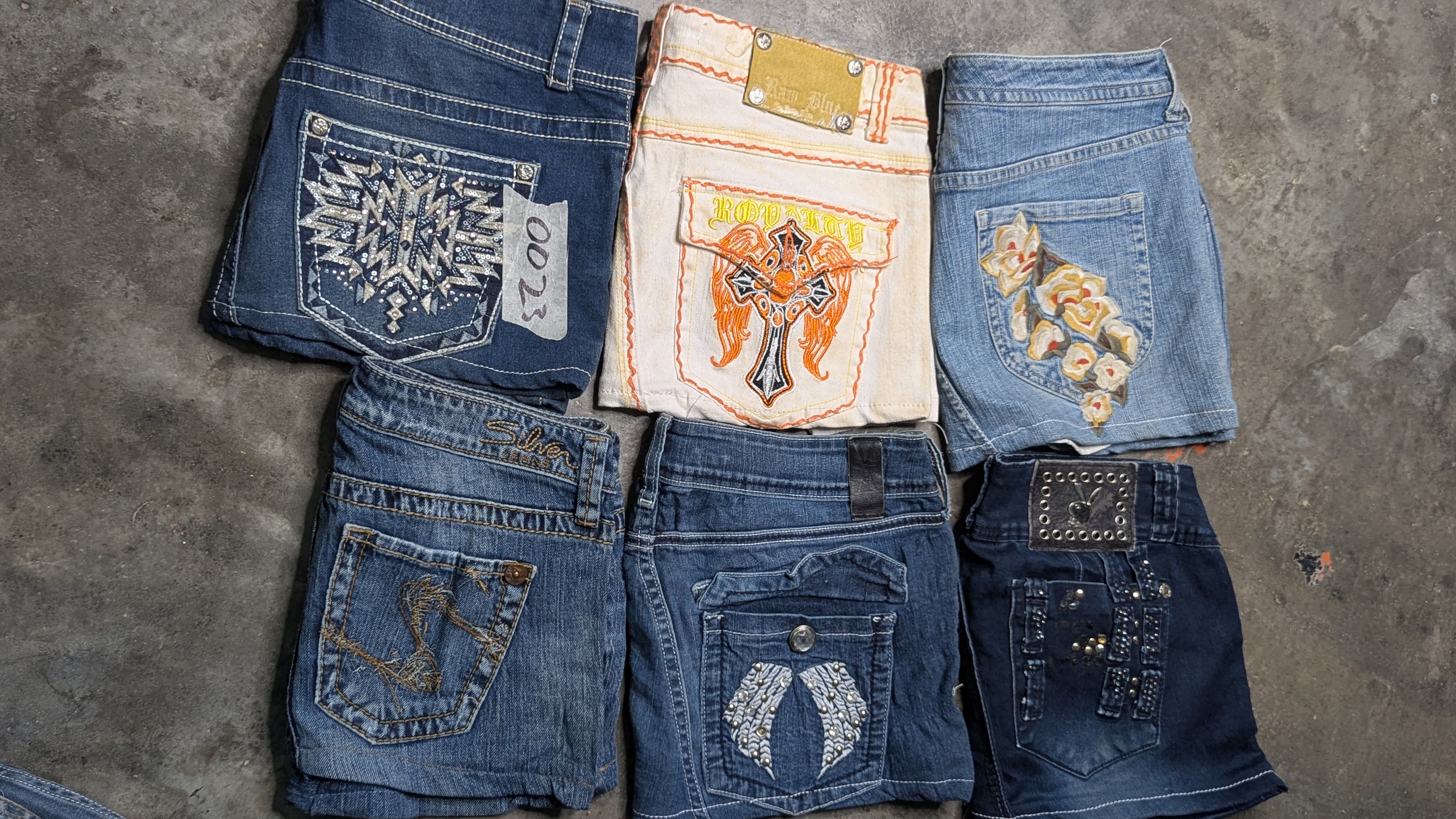 Mini Skirts (beautiful embroidered ❤️)