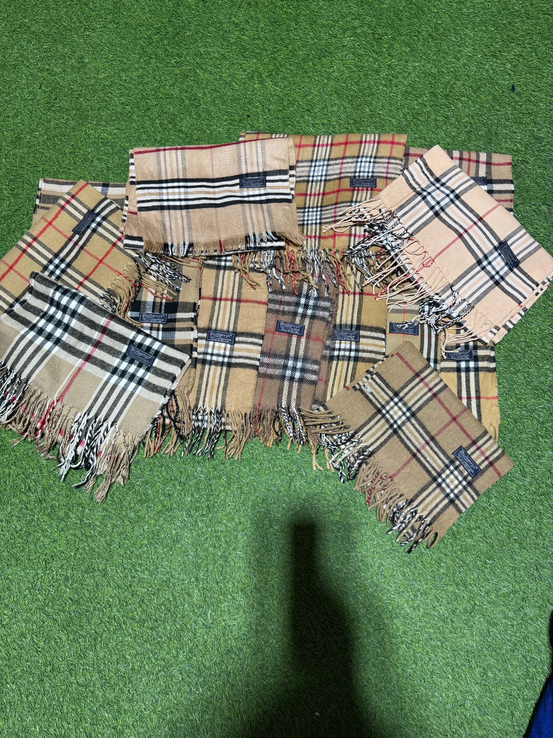 Beige Burberry Scarves (ks53)