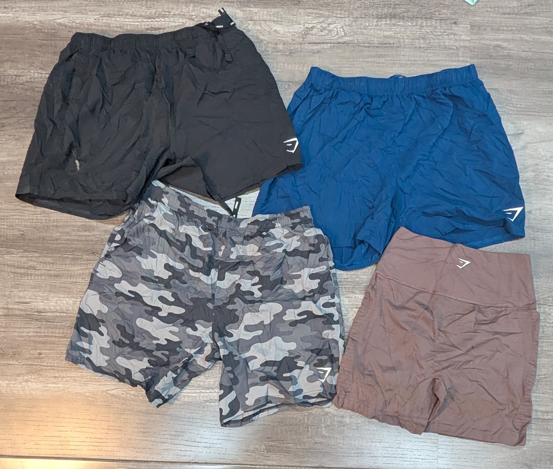 1873 - GymShark Mixed Shorts