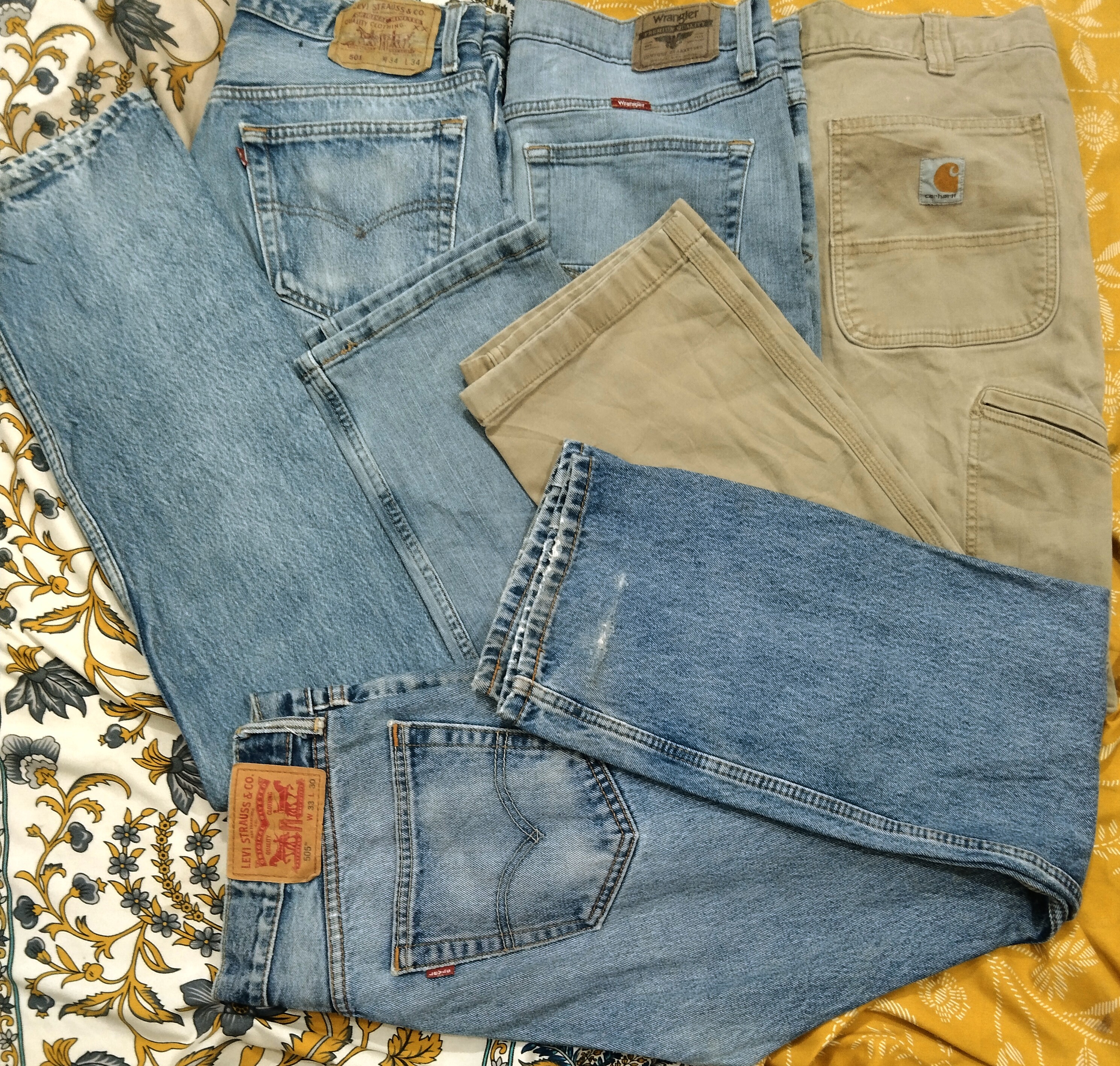 ミックスブランドのジーンズ