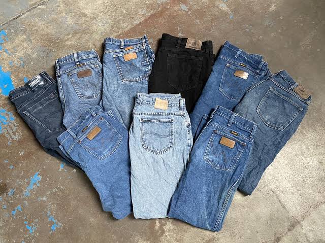 Levis jeans mixed