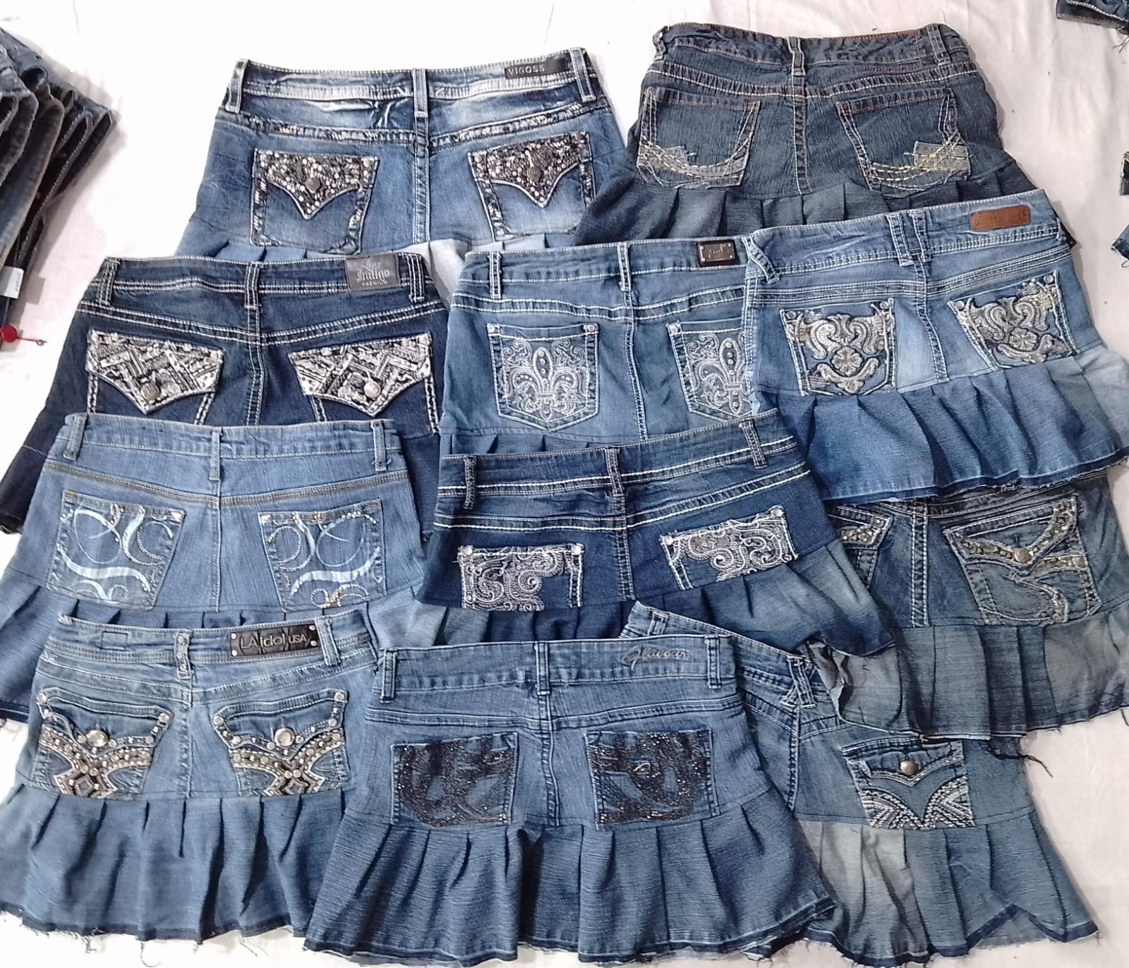 CR5801 Jupes fluides upcyclées