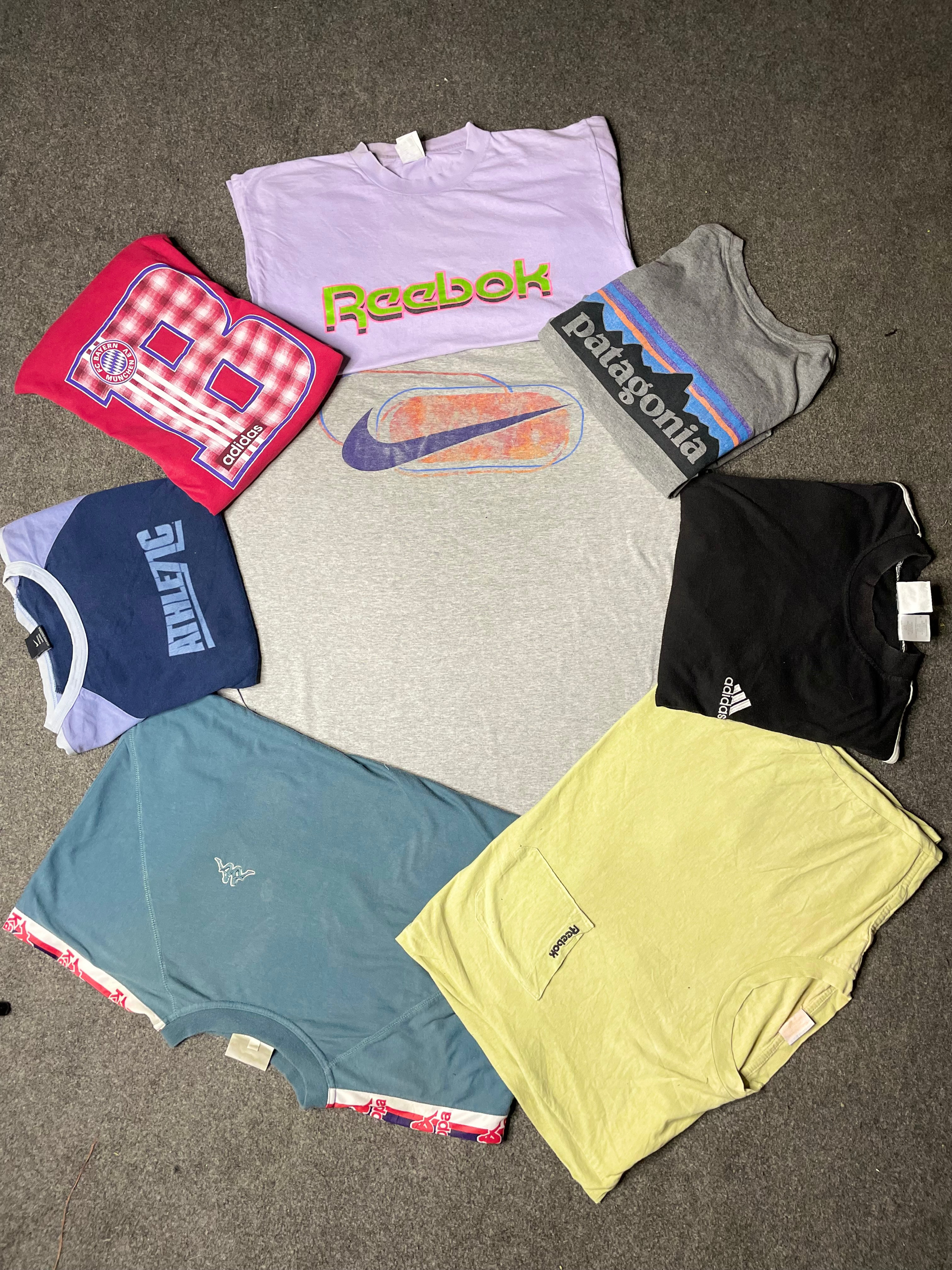 ヴィンテージラウンドネックTシャツ