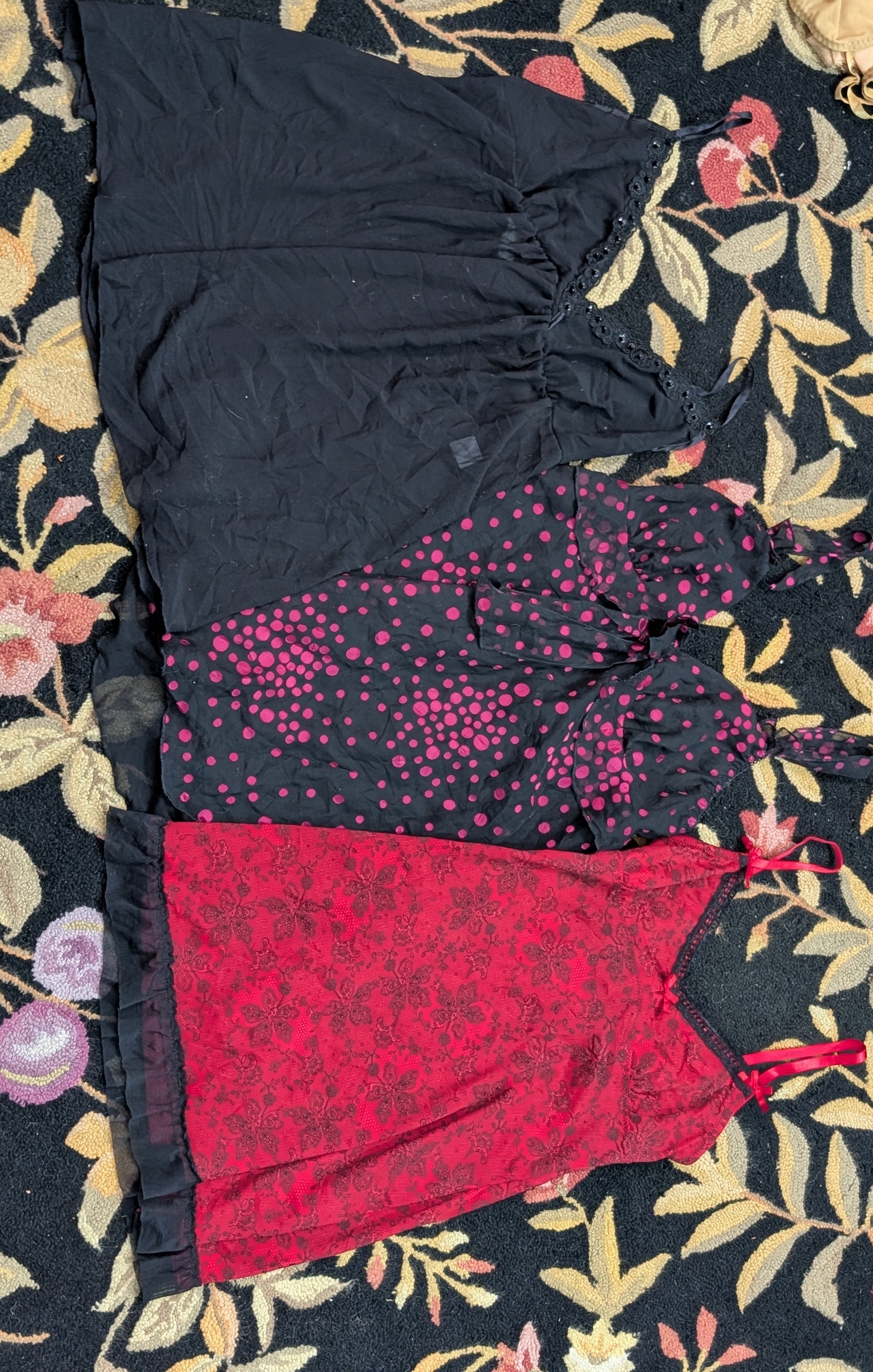 Camisetinha de Seda Romântica