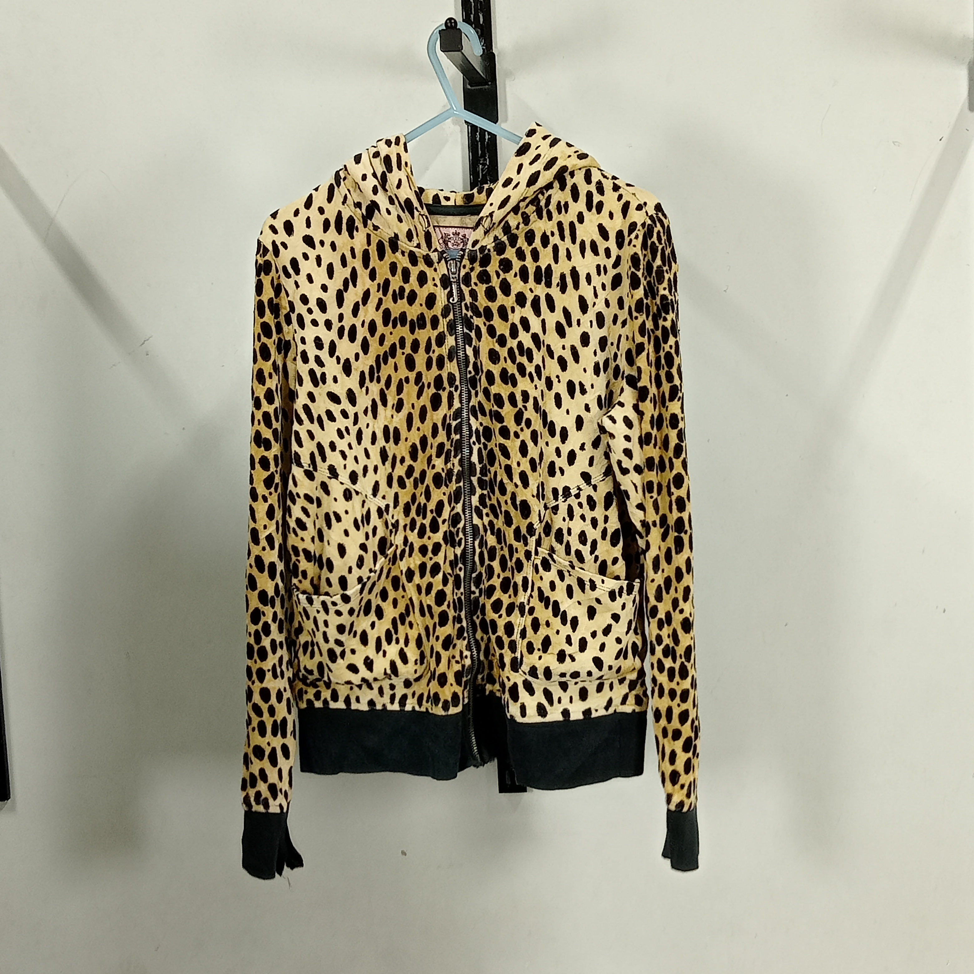 HOODIES ET SWEATSHIRTS JUICY COUTURE - LOT 15