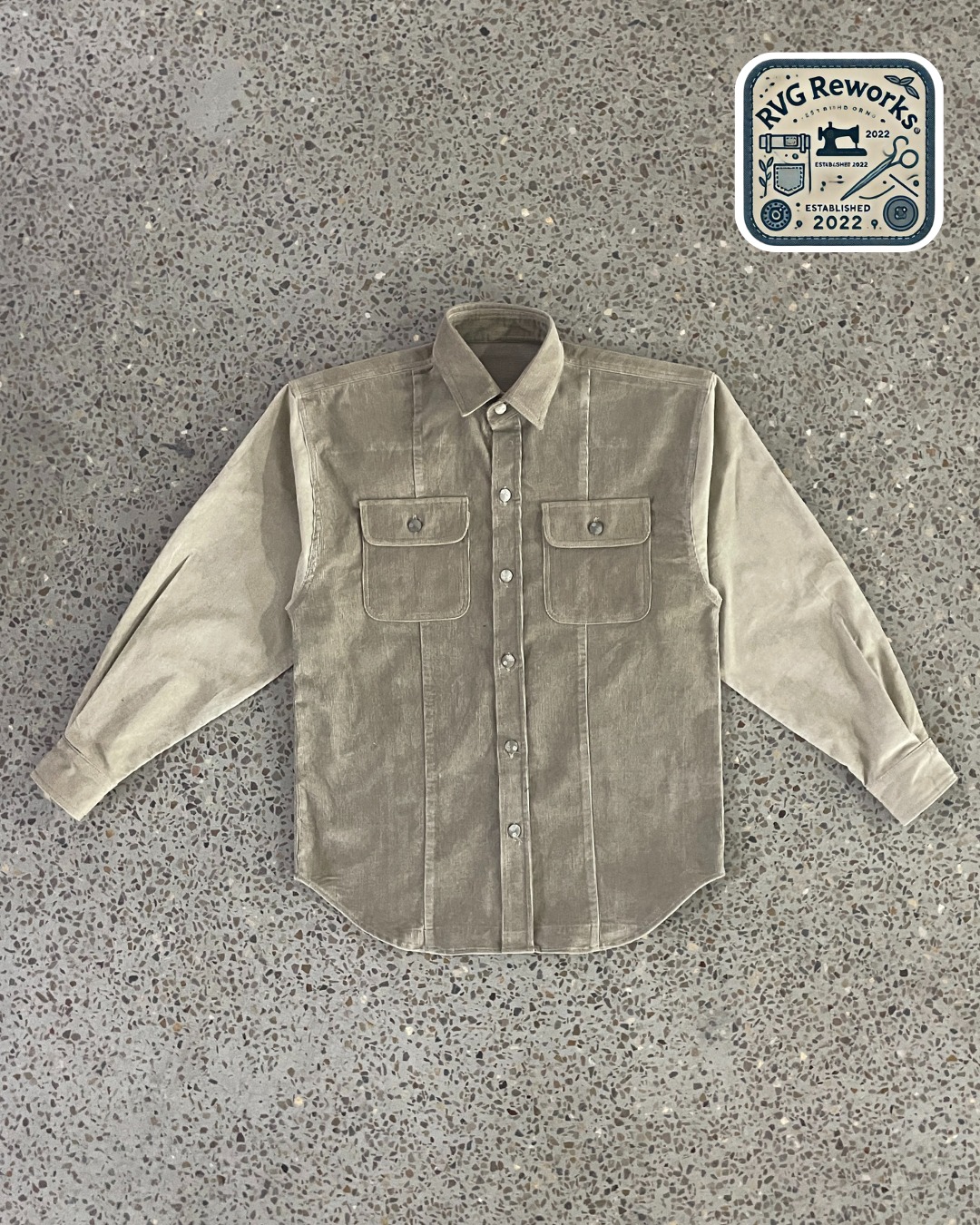 アップサイクルド コーデュロイ オーバーサイズ シャツ