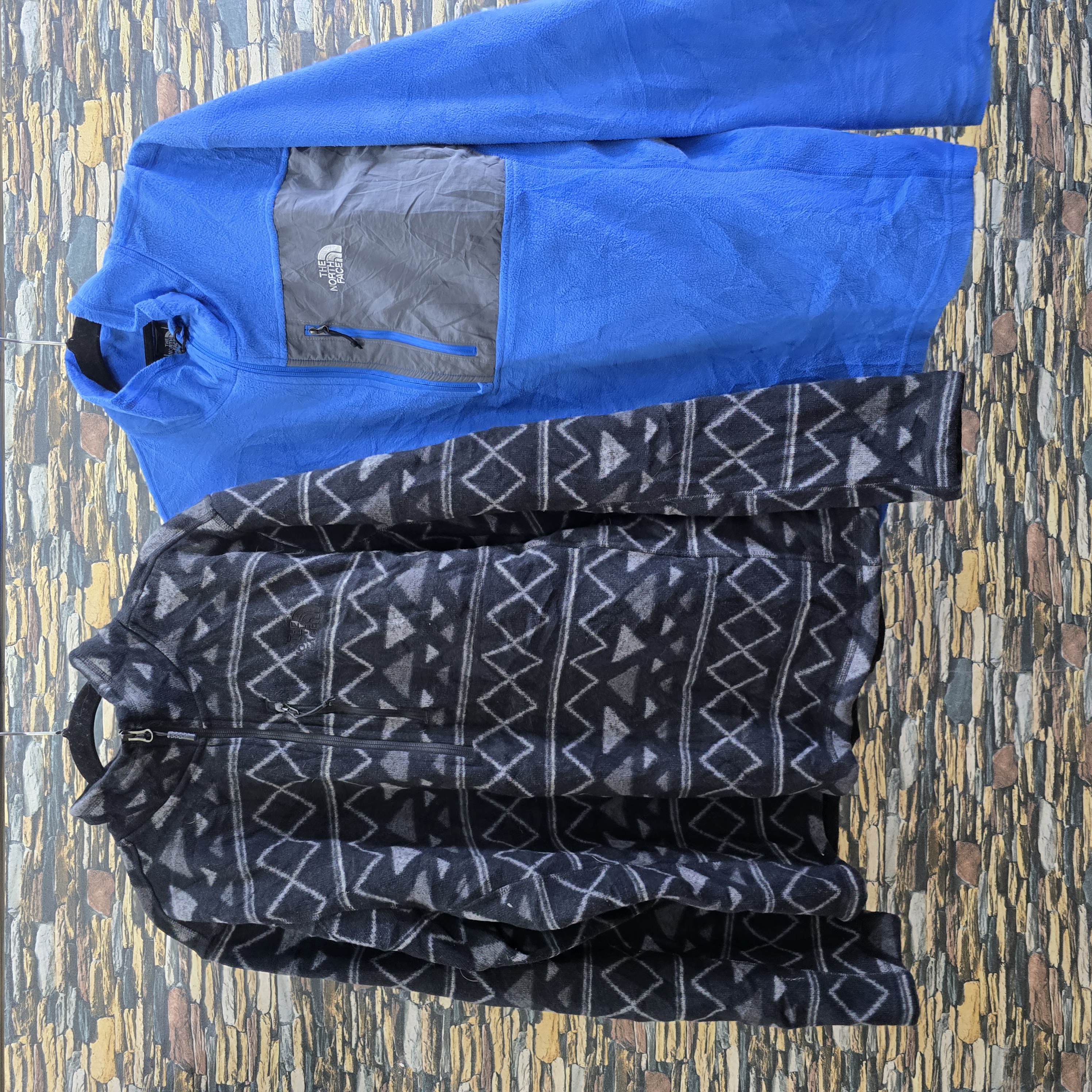 AVG-0092 The North Face 1/2 Zip SweatShirts