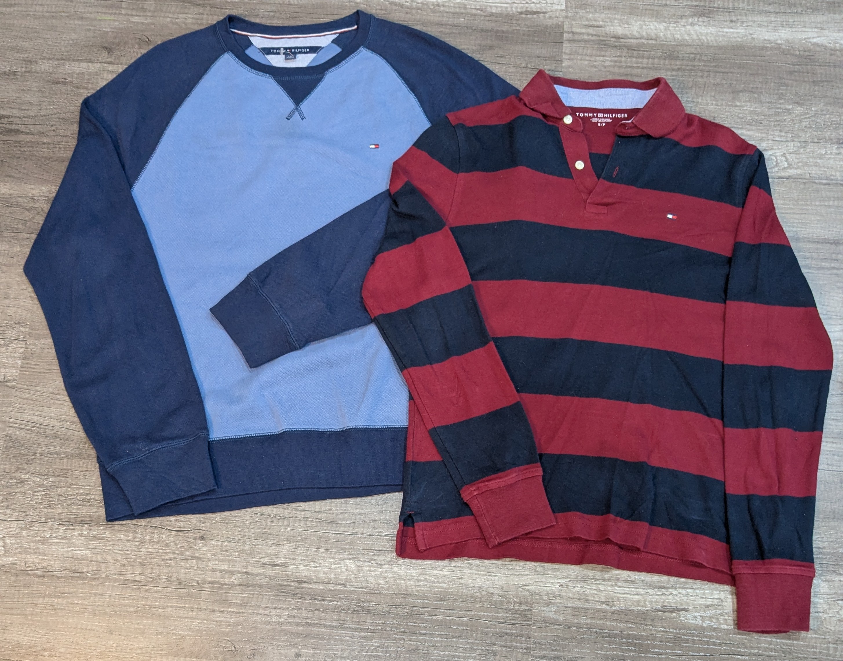 1976 - Tommy Hilfiger Sweatshirts