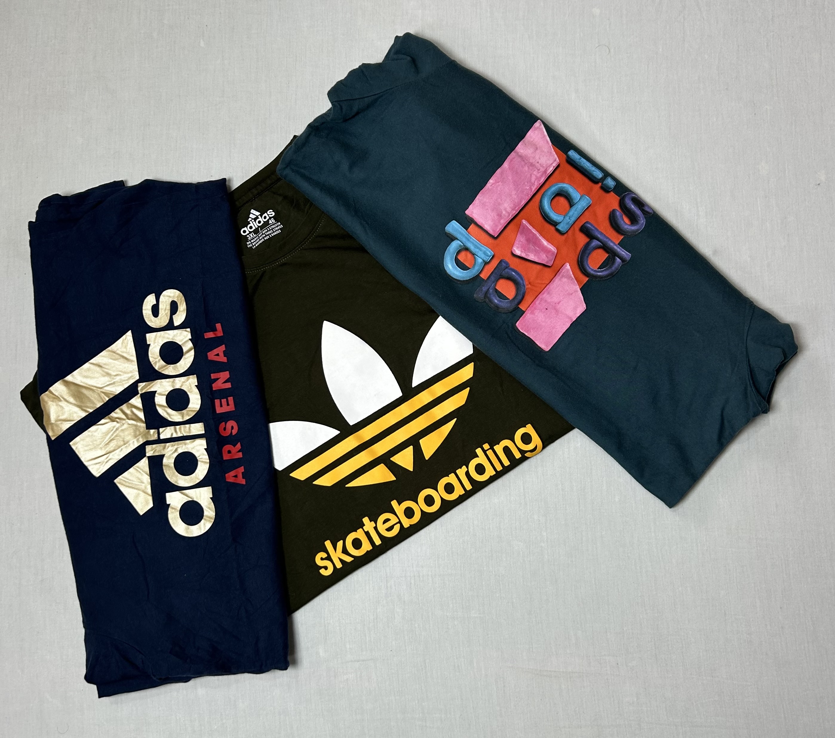 「Adidas T-shirts WR_0511」