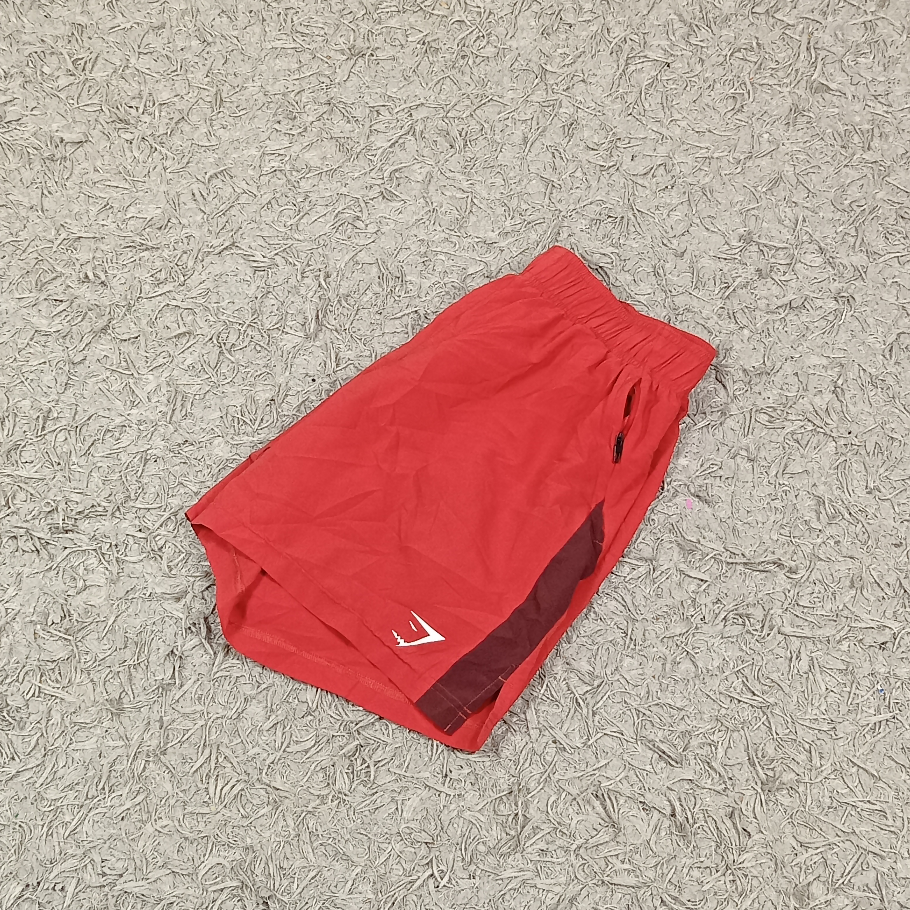GYMSHARK SHORTS