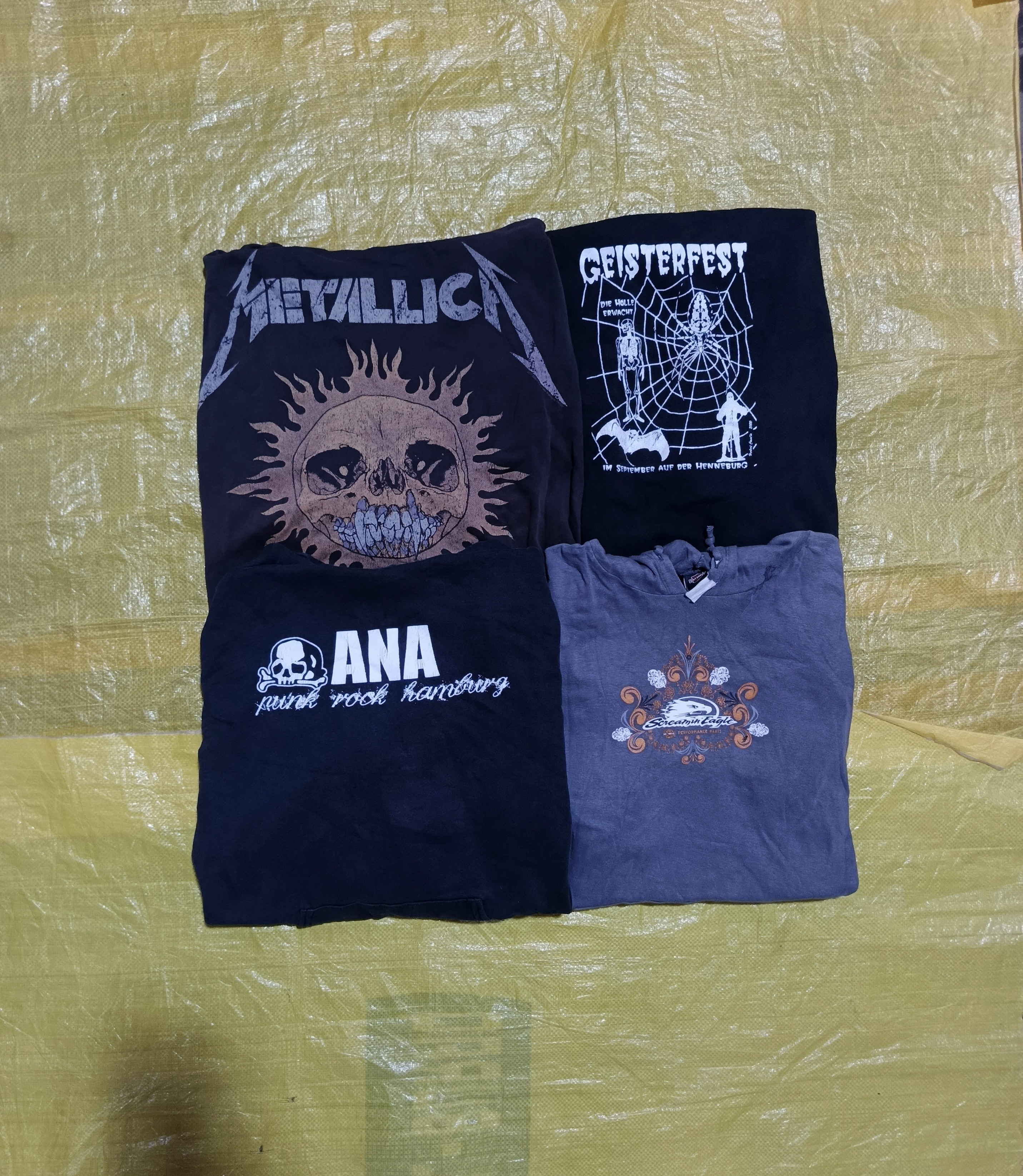 musique et sweat-shirts imprimés