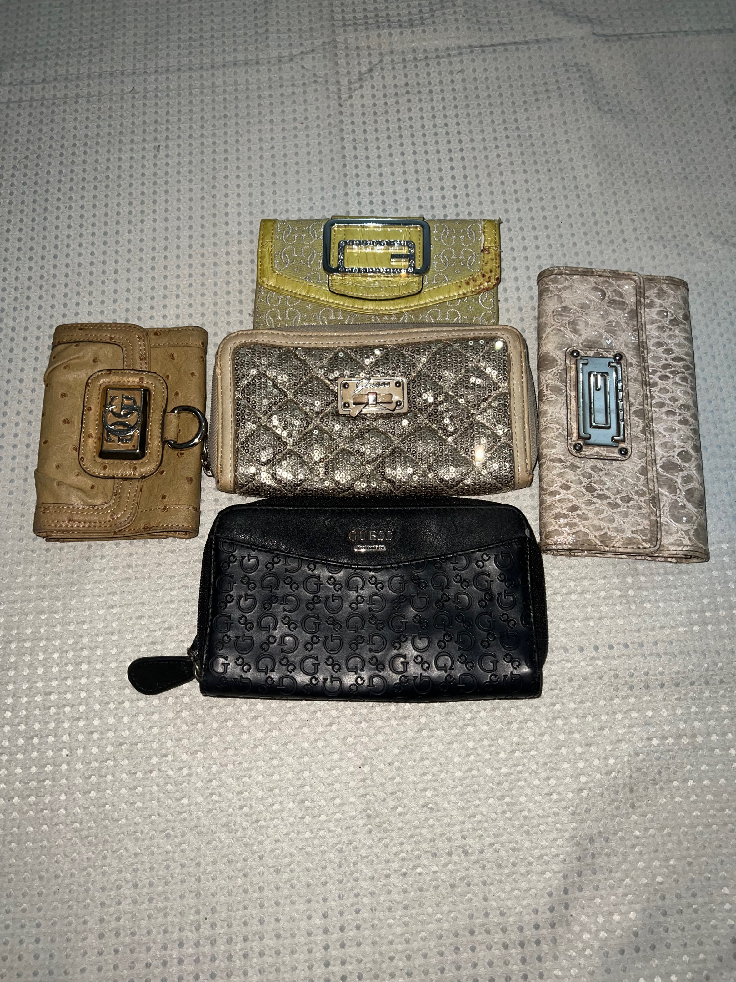 Guess wallet