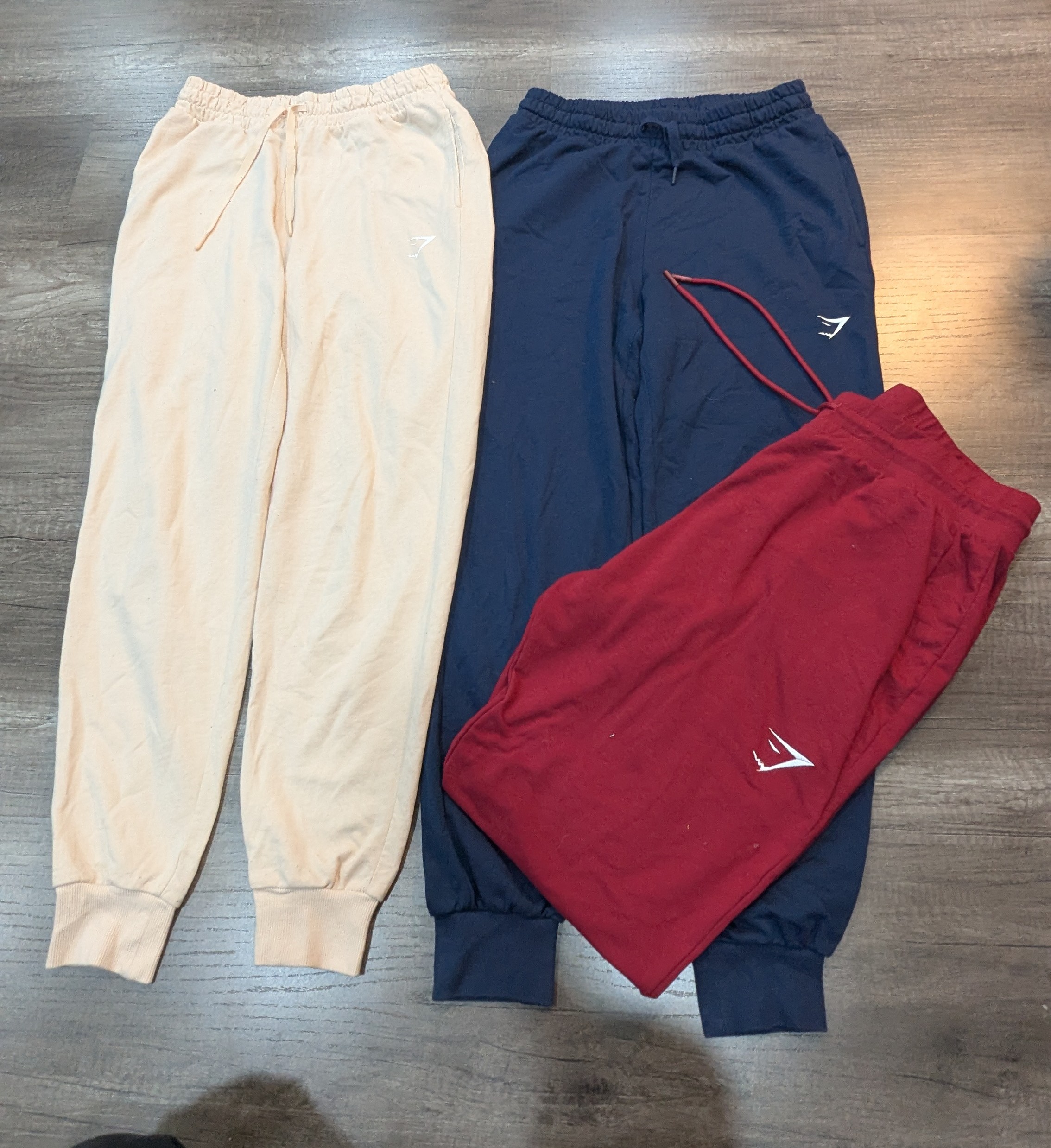 2071 - Gymshark Fleece Trousers