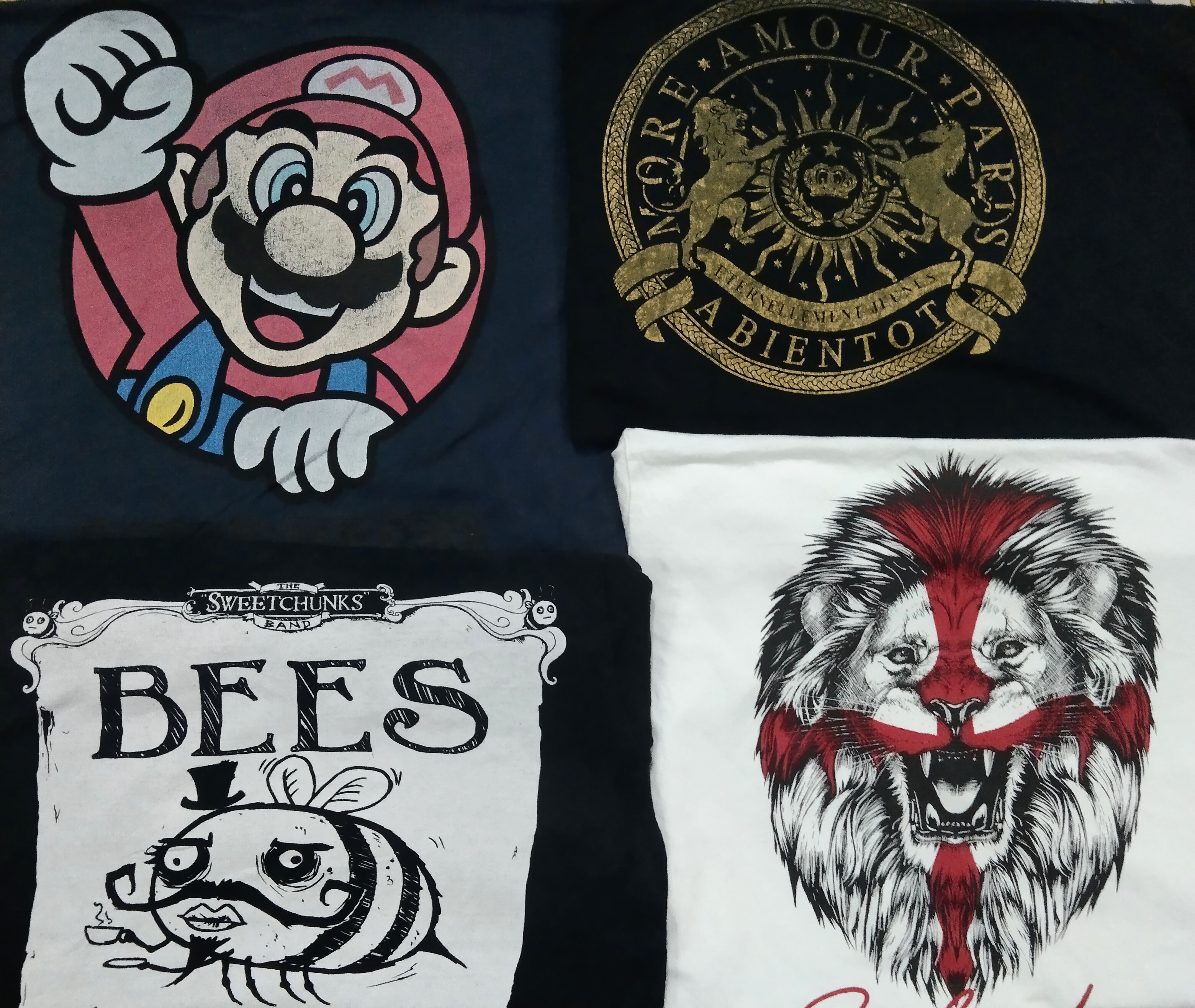 無名のプリントTシャツ