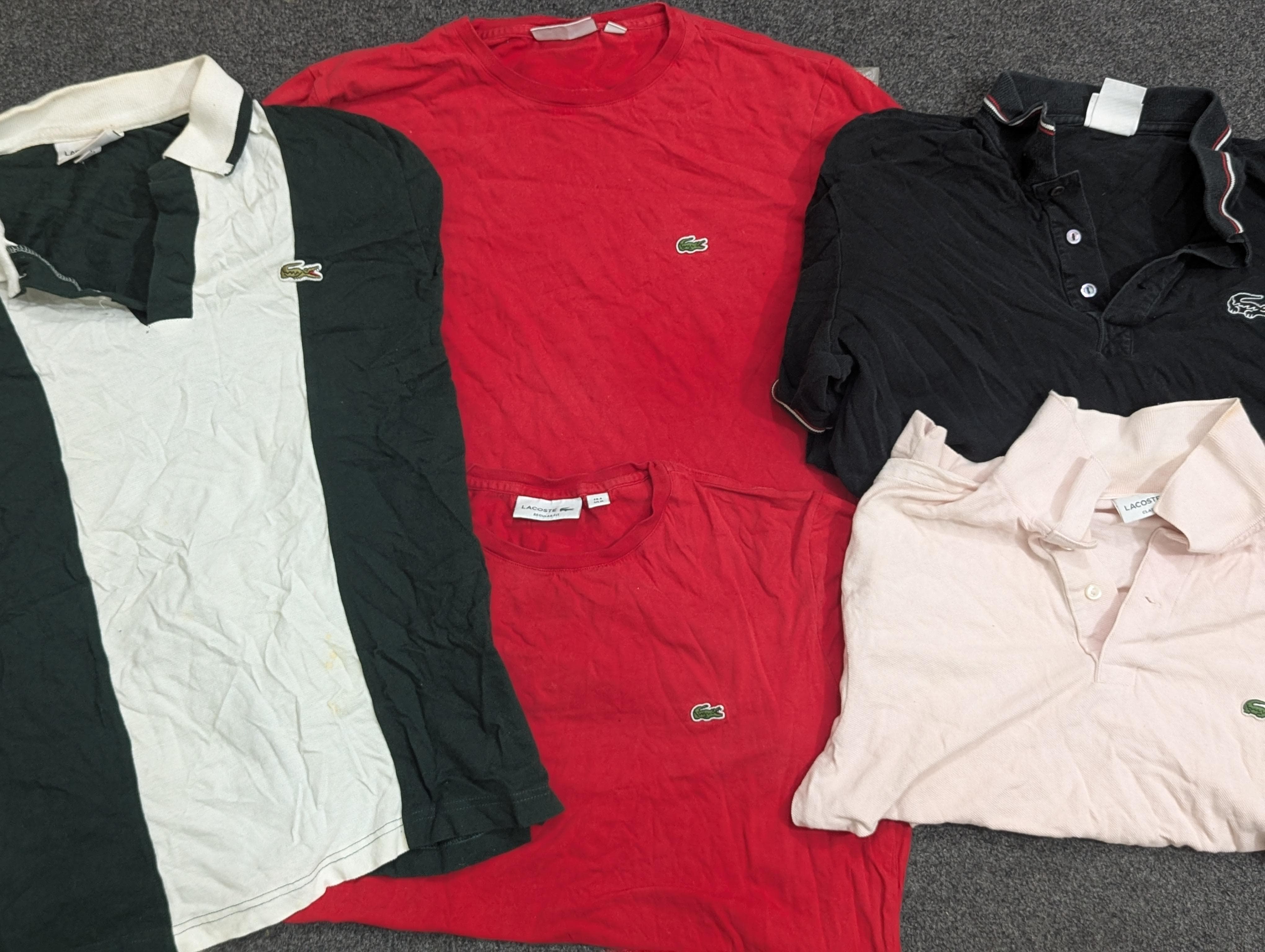 T-shirts Polo Lacoste 38 pcs
