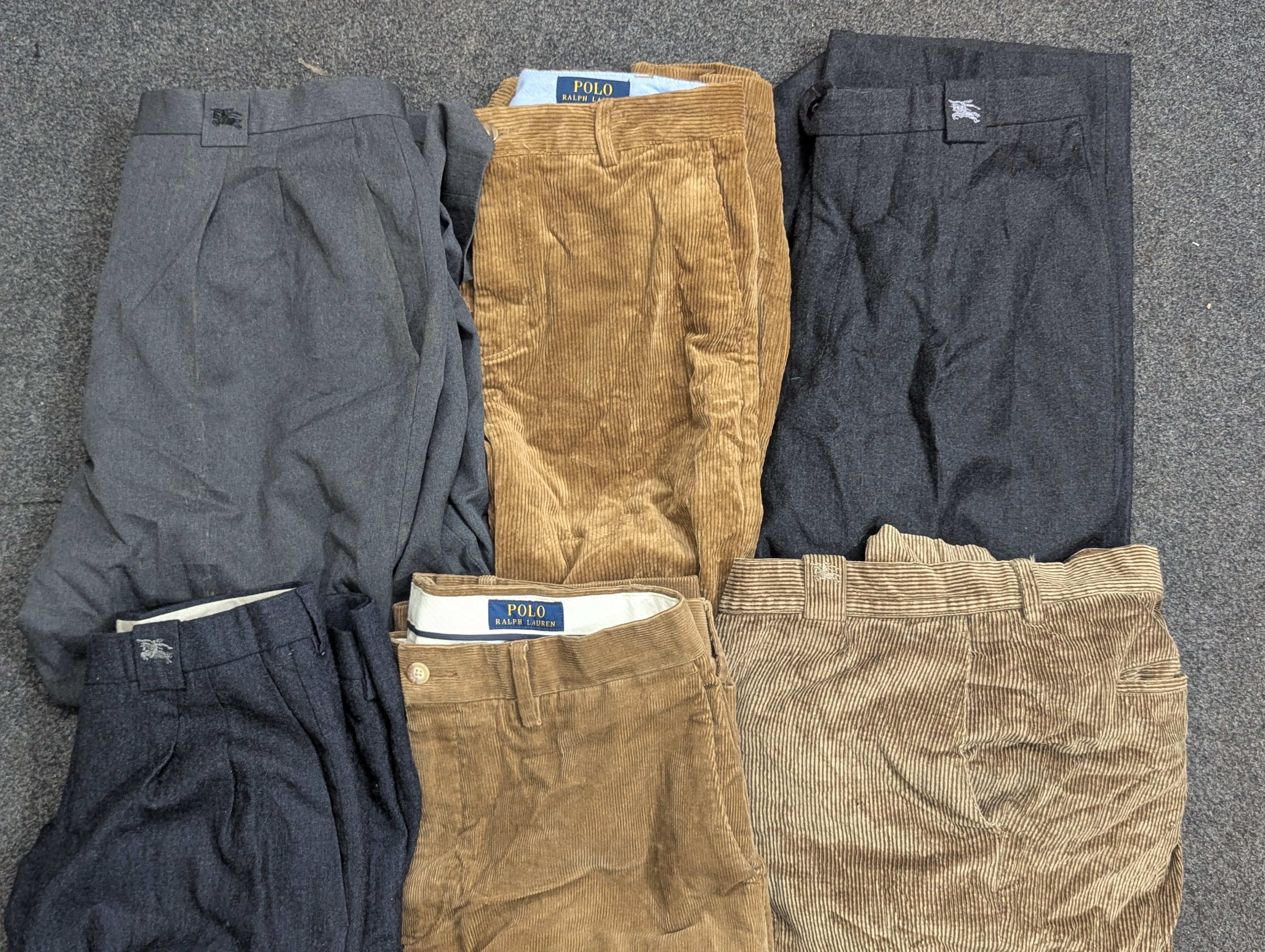 Burberry & Ralph Lauren Hosen 8 Stück