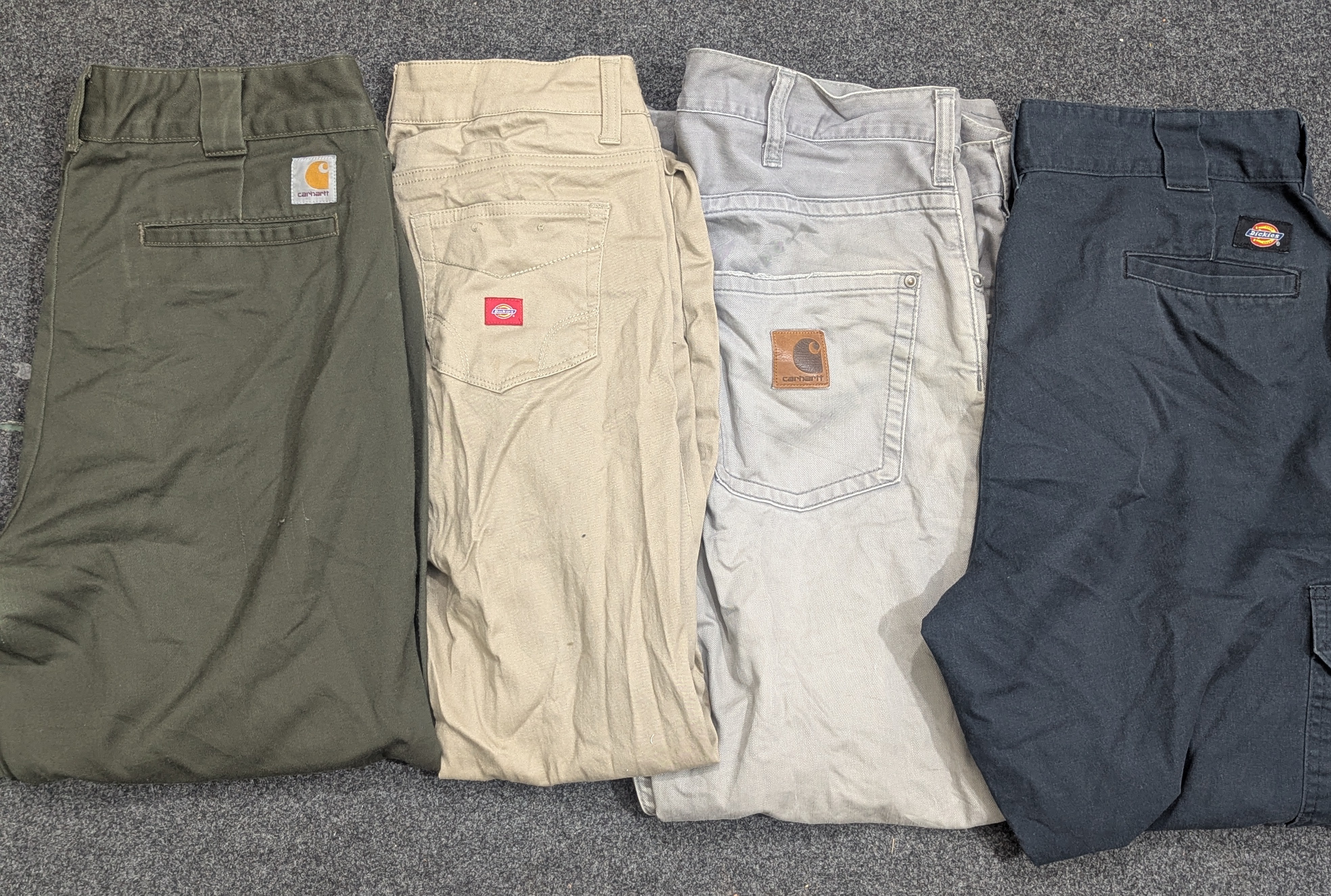 Carhartt & Dickies Hosen 13 Stück