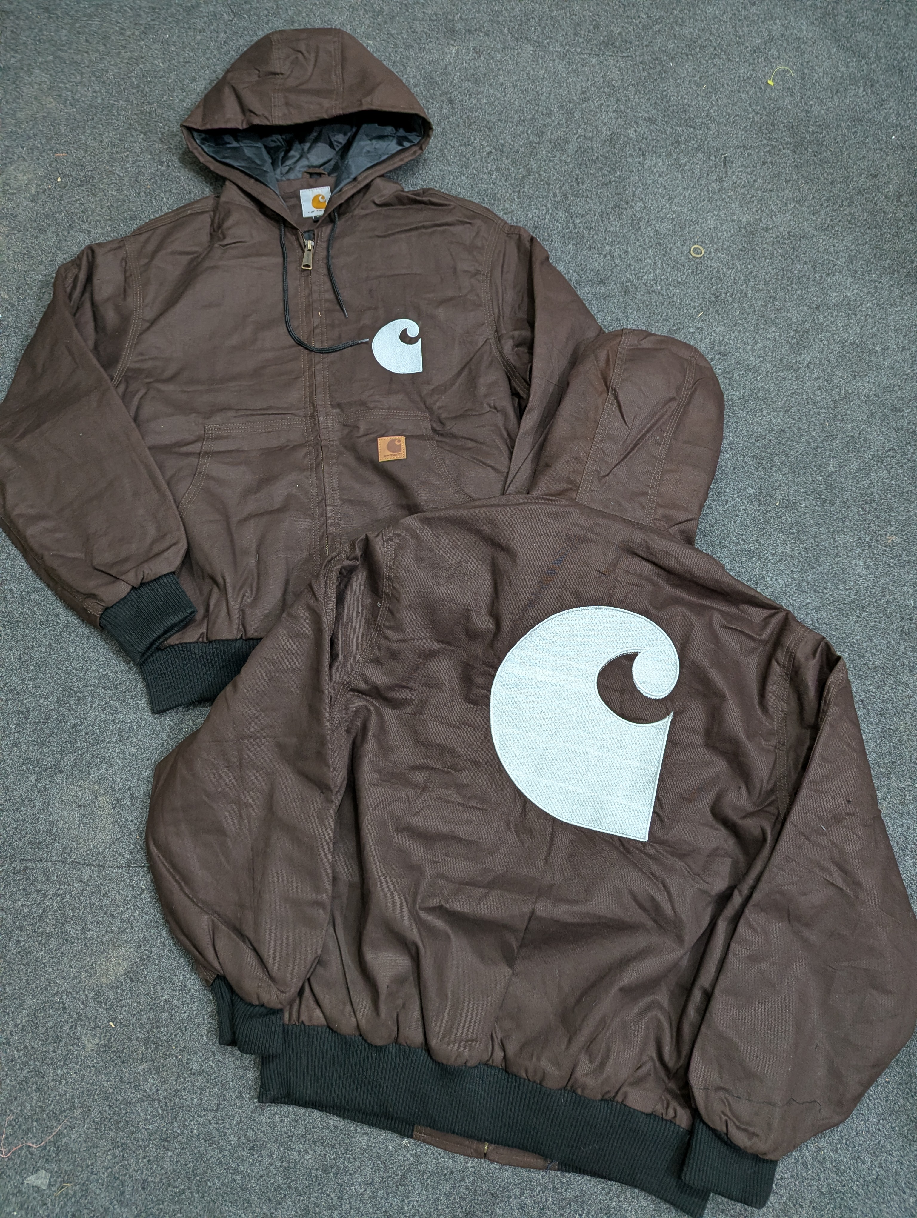 Jaquetas de Trabalho Reworked Carhartt Marrom Escuro, Bordado do Logo Carhartt Branco (frente e costas), (CE-008), 5 pcs