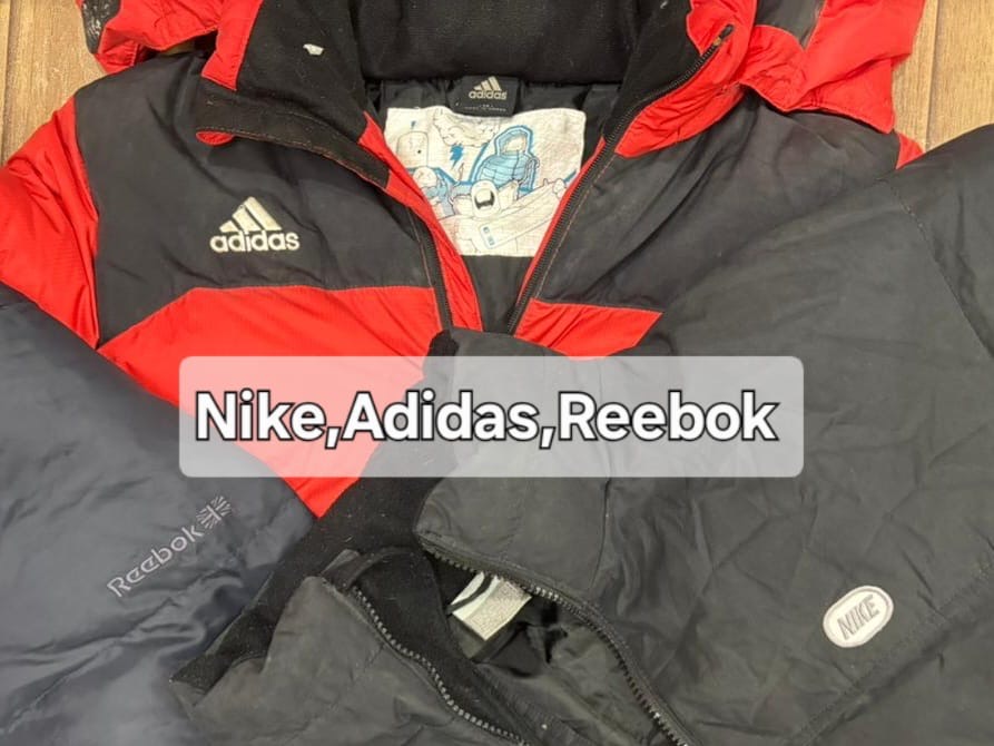 Vintage Nike, Adidas, Reebok Puffer-Jacken