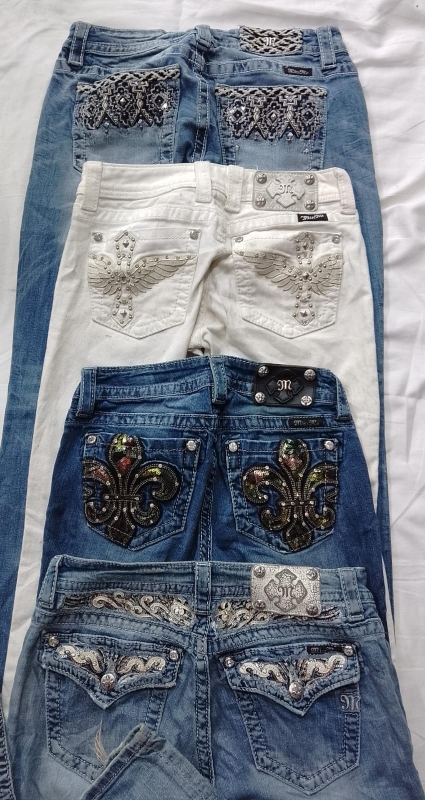 CR5912 Miss Me Flare Jeans