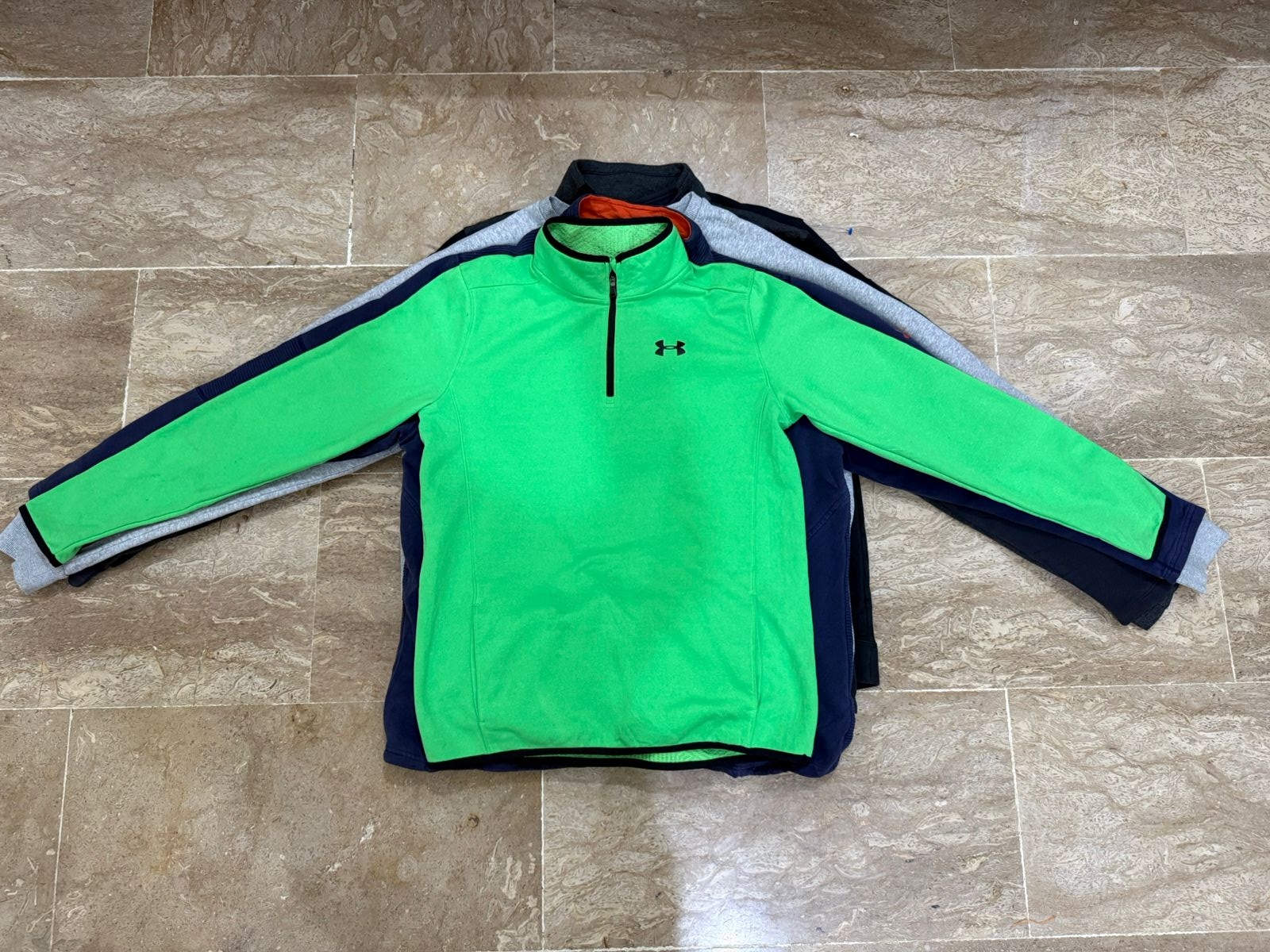 Under Armour Sweatshirts – 7 Teile Los