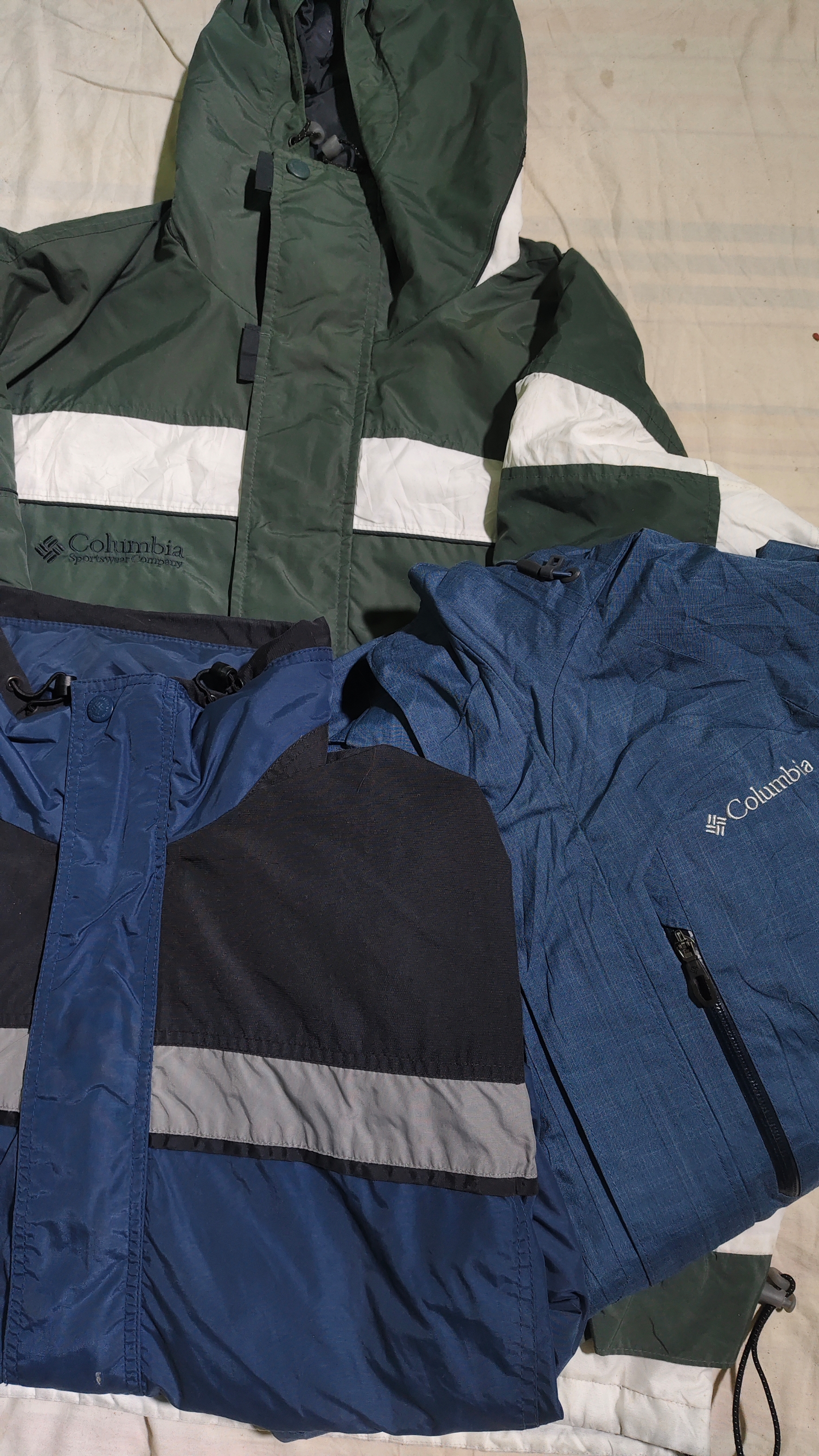 Columbia windbreaker 10