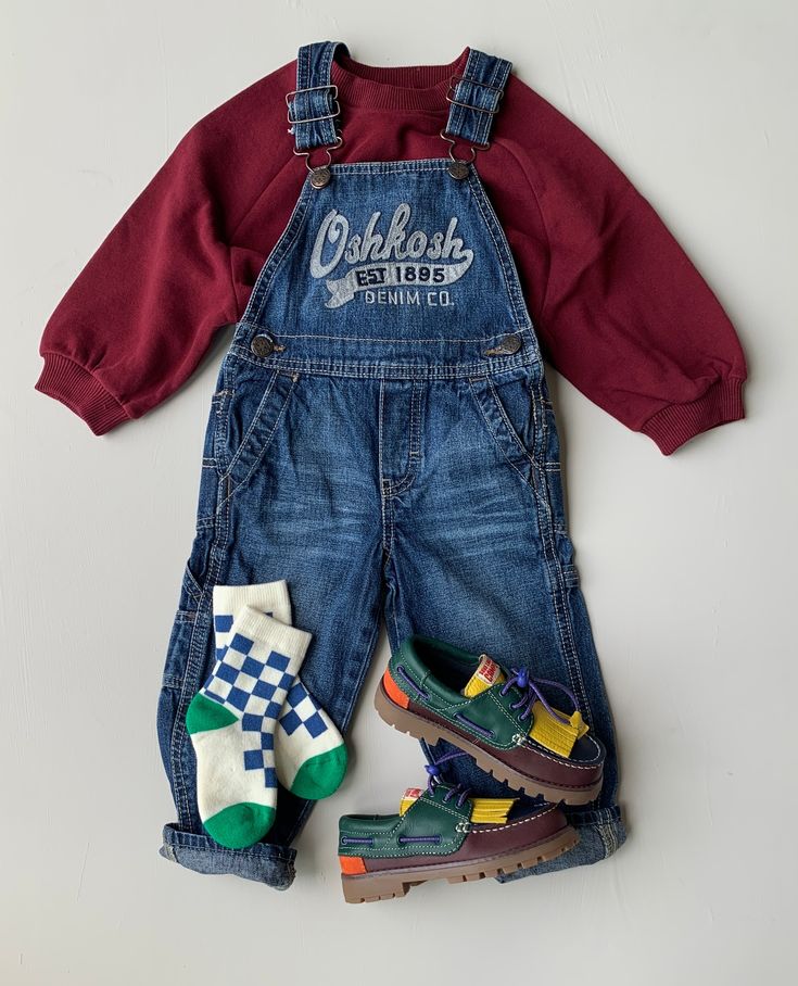Kid's Oshkosh dungarees
