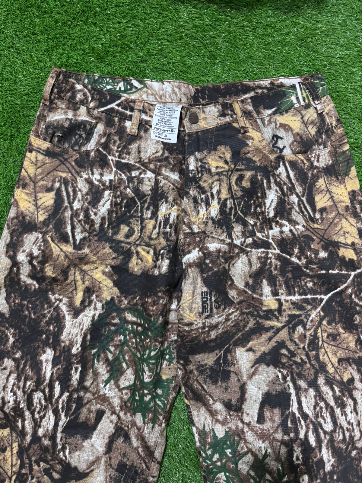 Rework Style Carhartt realtree pant.