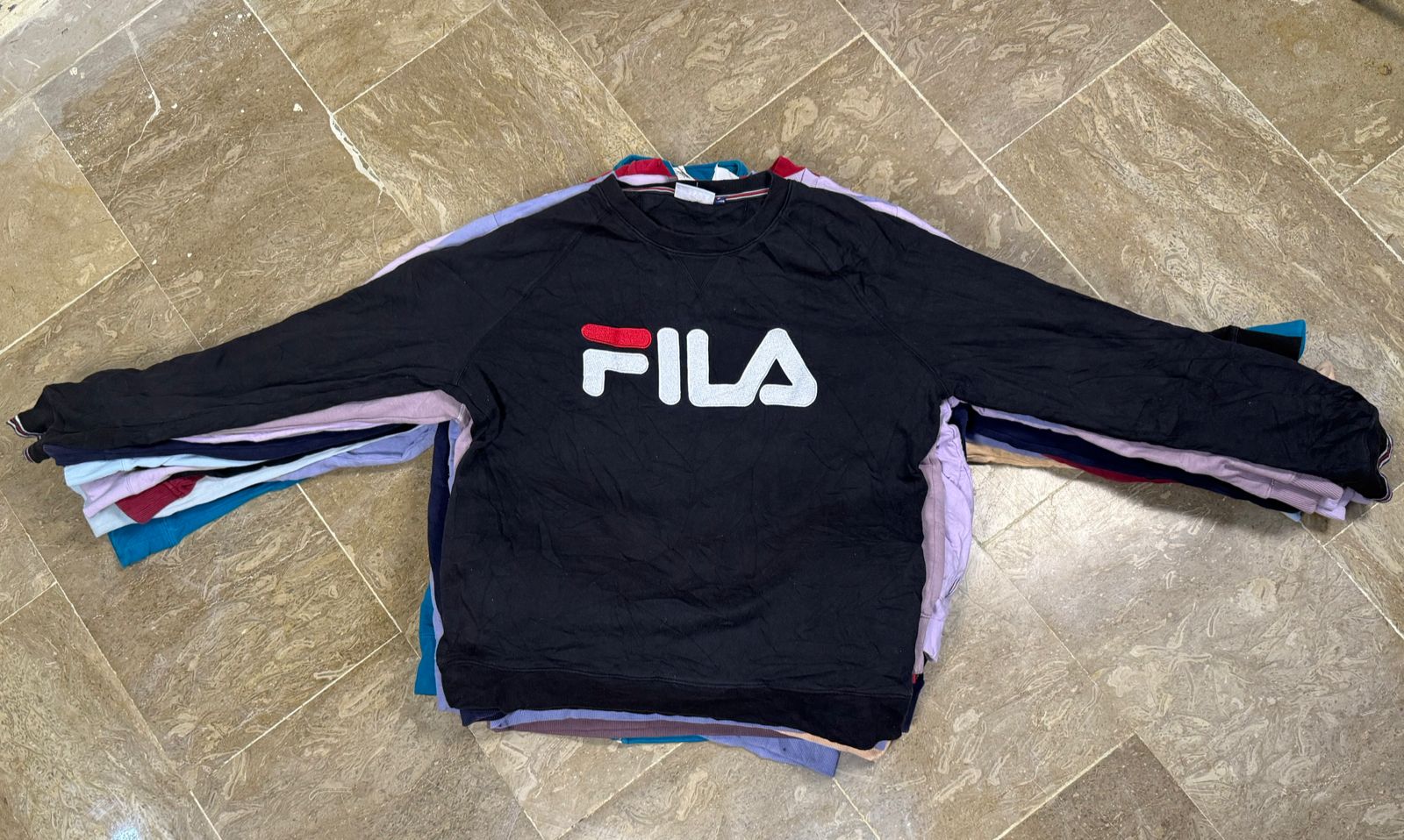 FILA Sweatshirts – 19 Pieces Wholesale Lot