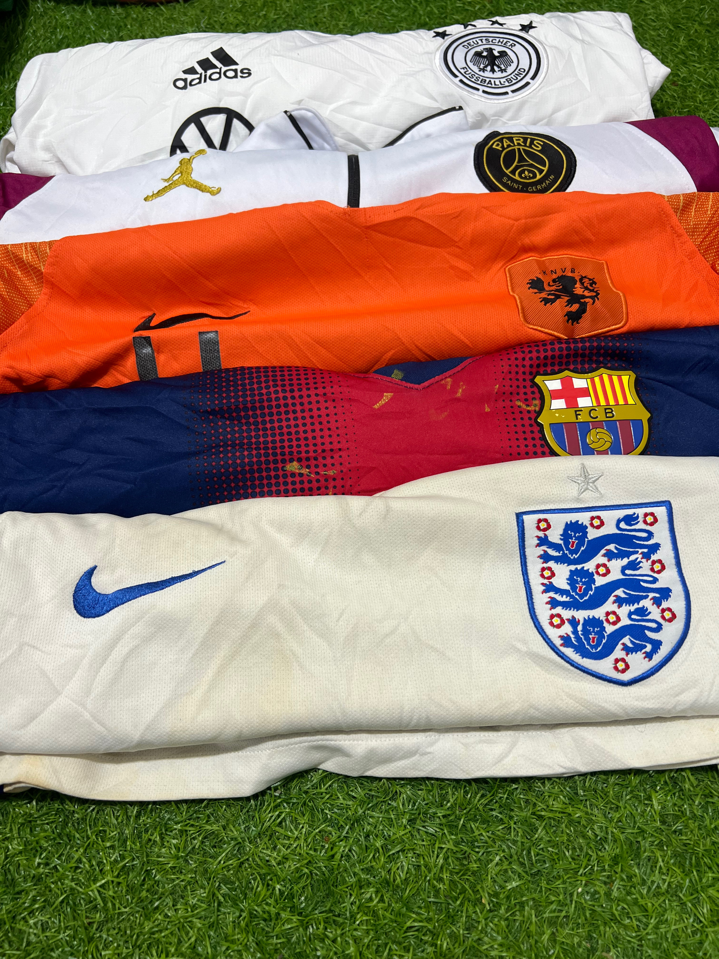 Football club jersey authentic 100%