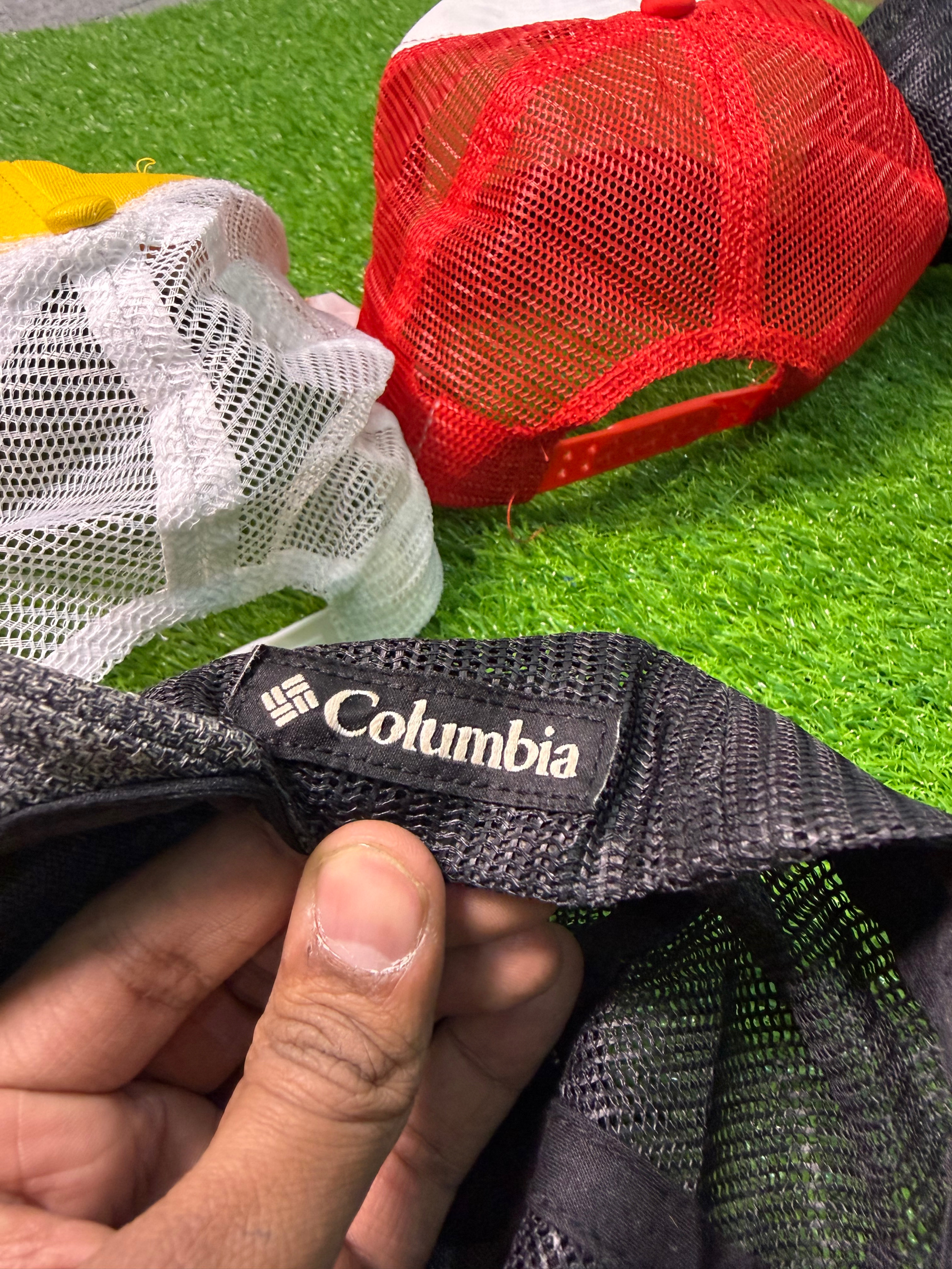 AVG-0147 Half Mesh | Vintage Caps