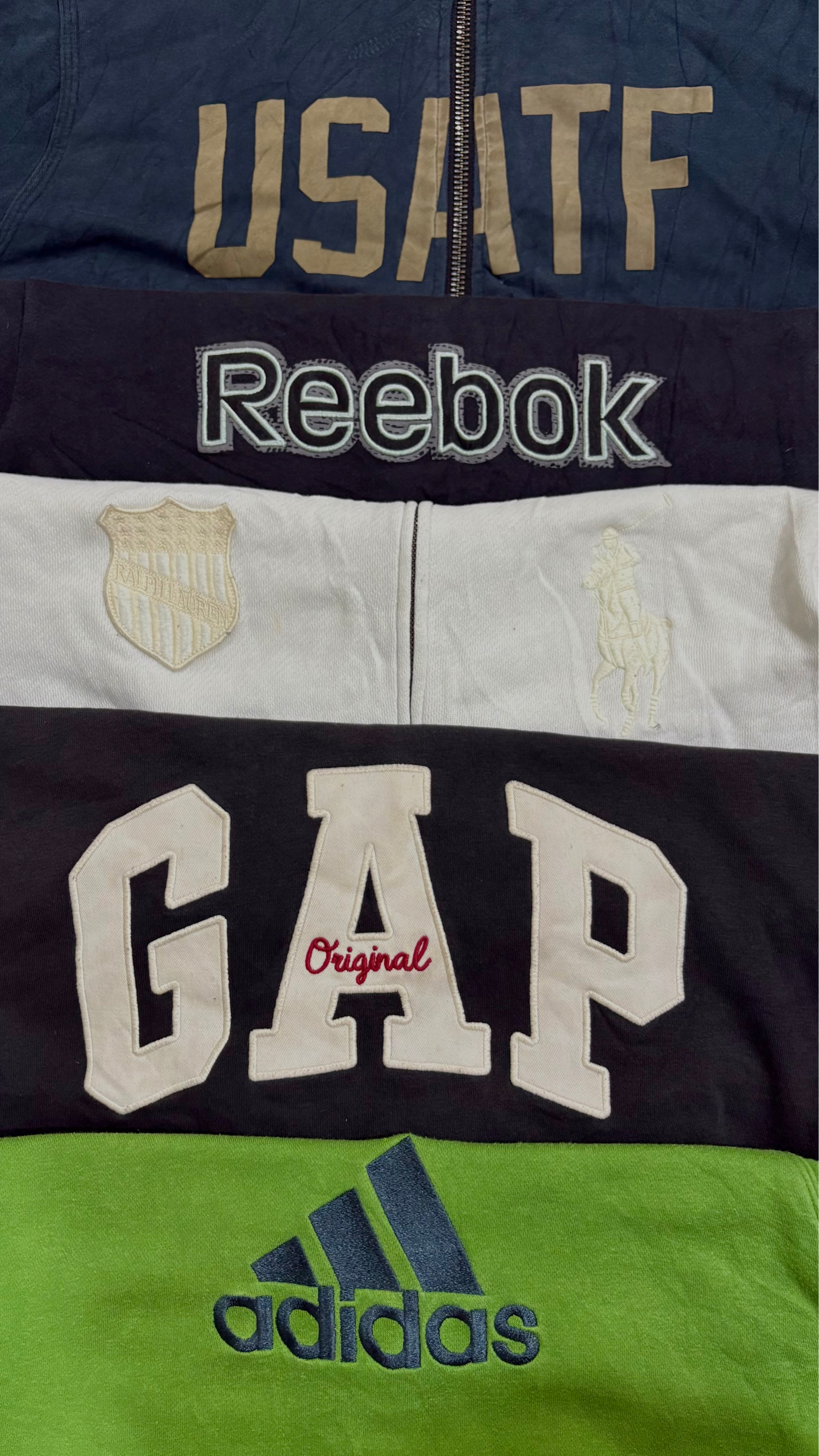 Sweat à capuche de marque