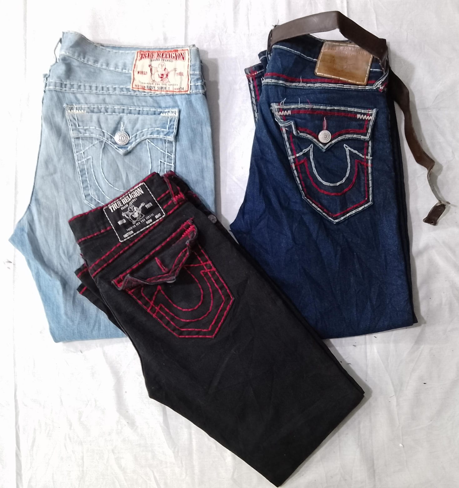 CR5959  Vintage True Religion Men’s Jeans