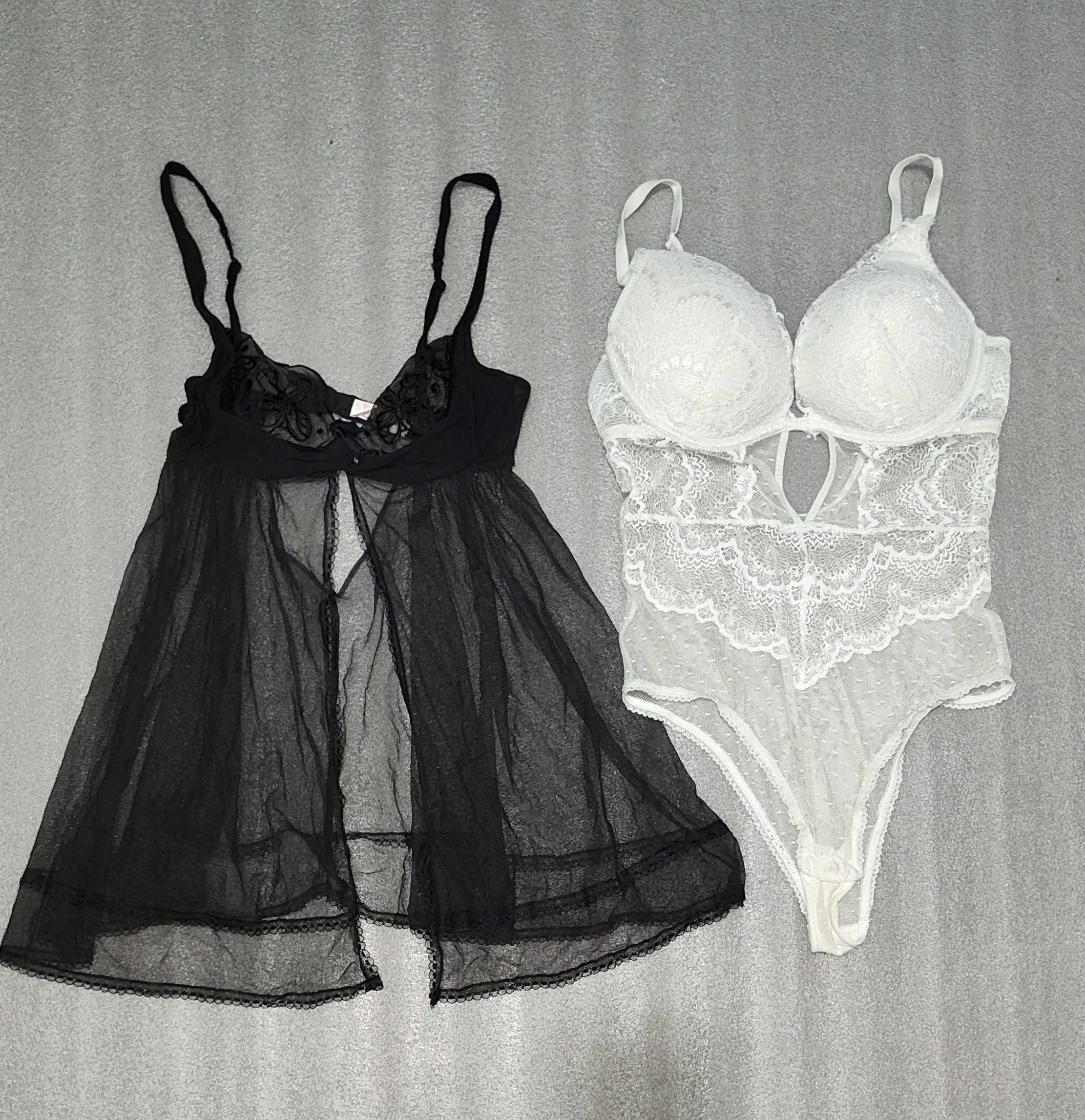 Women’s Lace Bodysuit