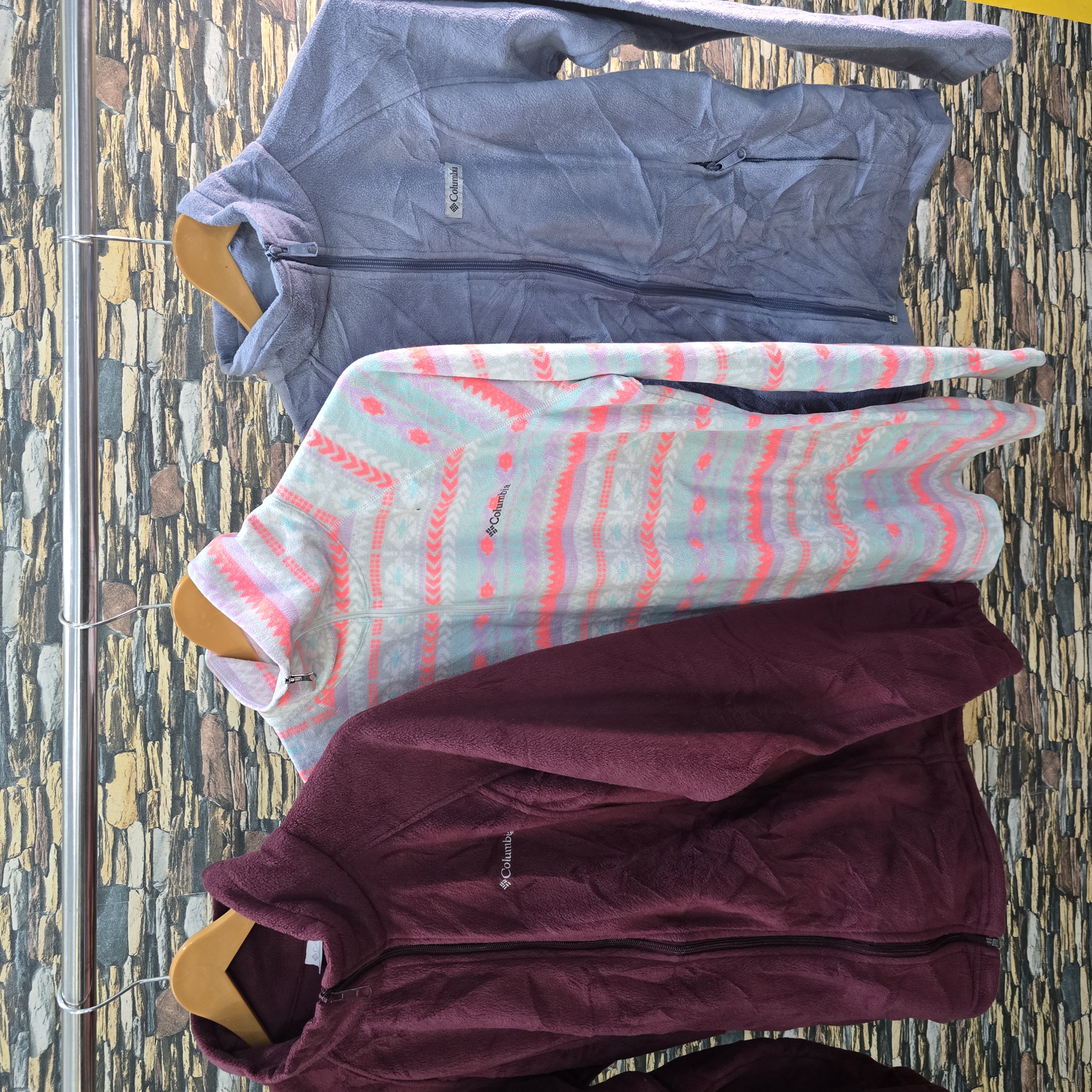 AV-0740 Columbia Fleece Jackets