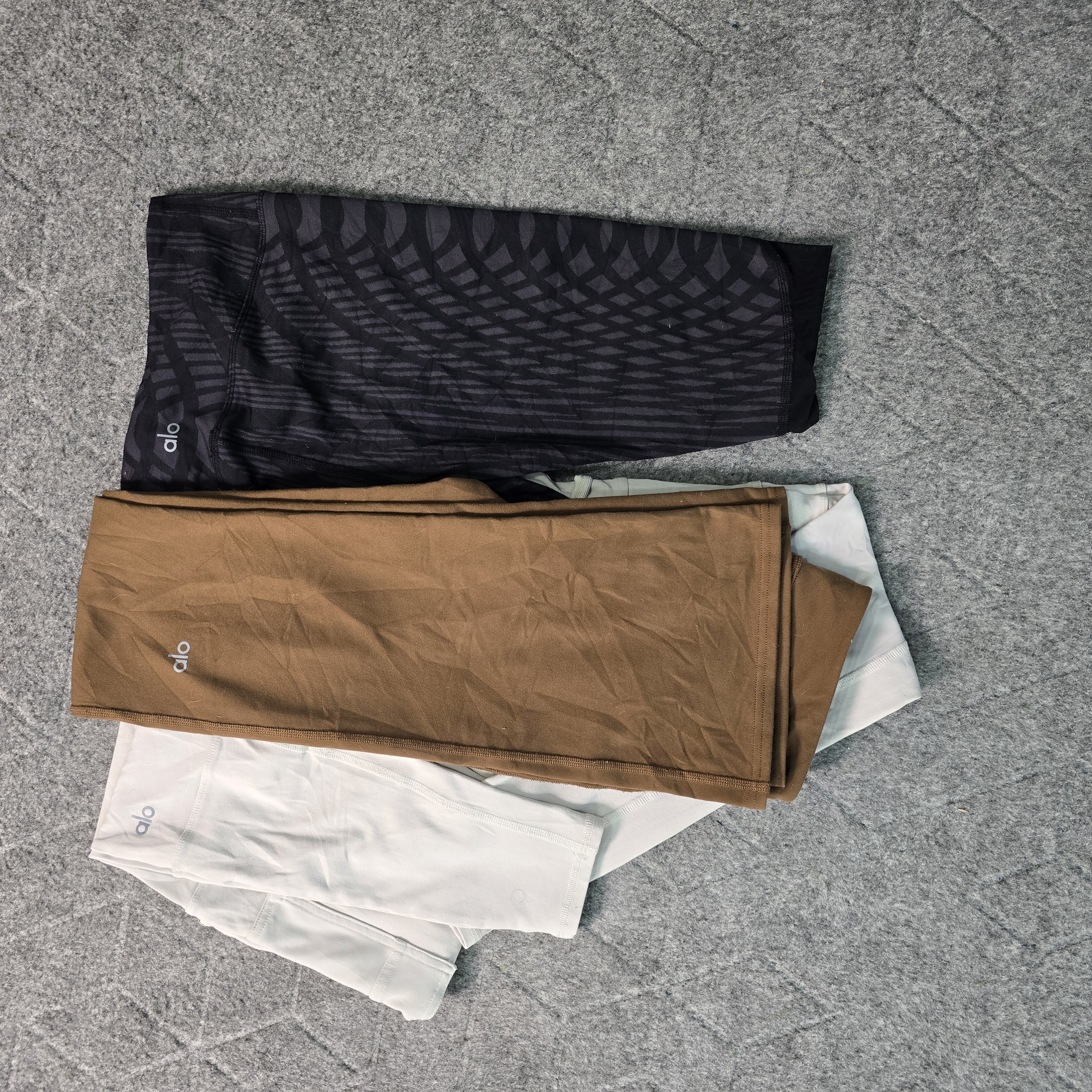 AV-0742 Alo Leggings