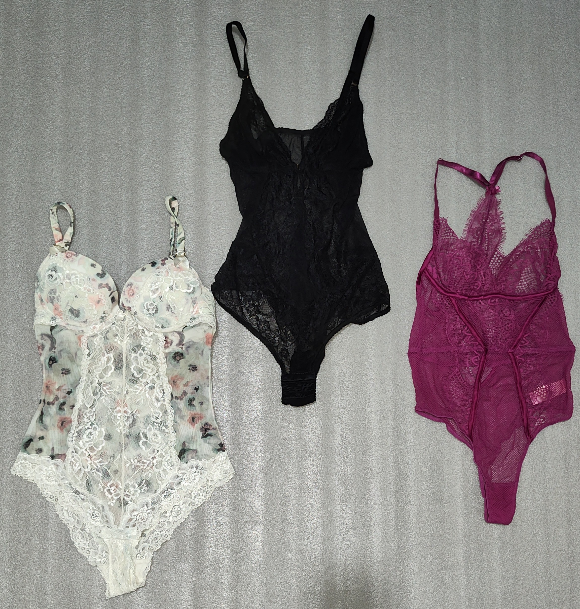 Women’s Lace Bodysuit