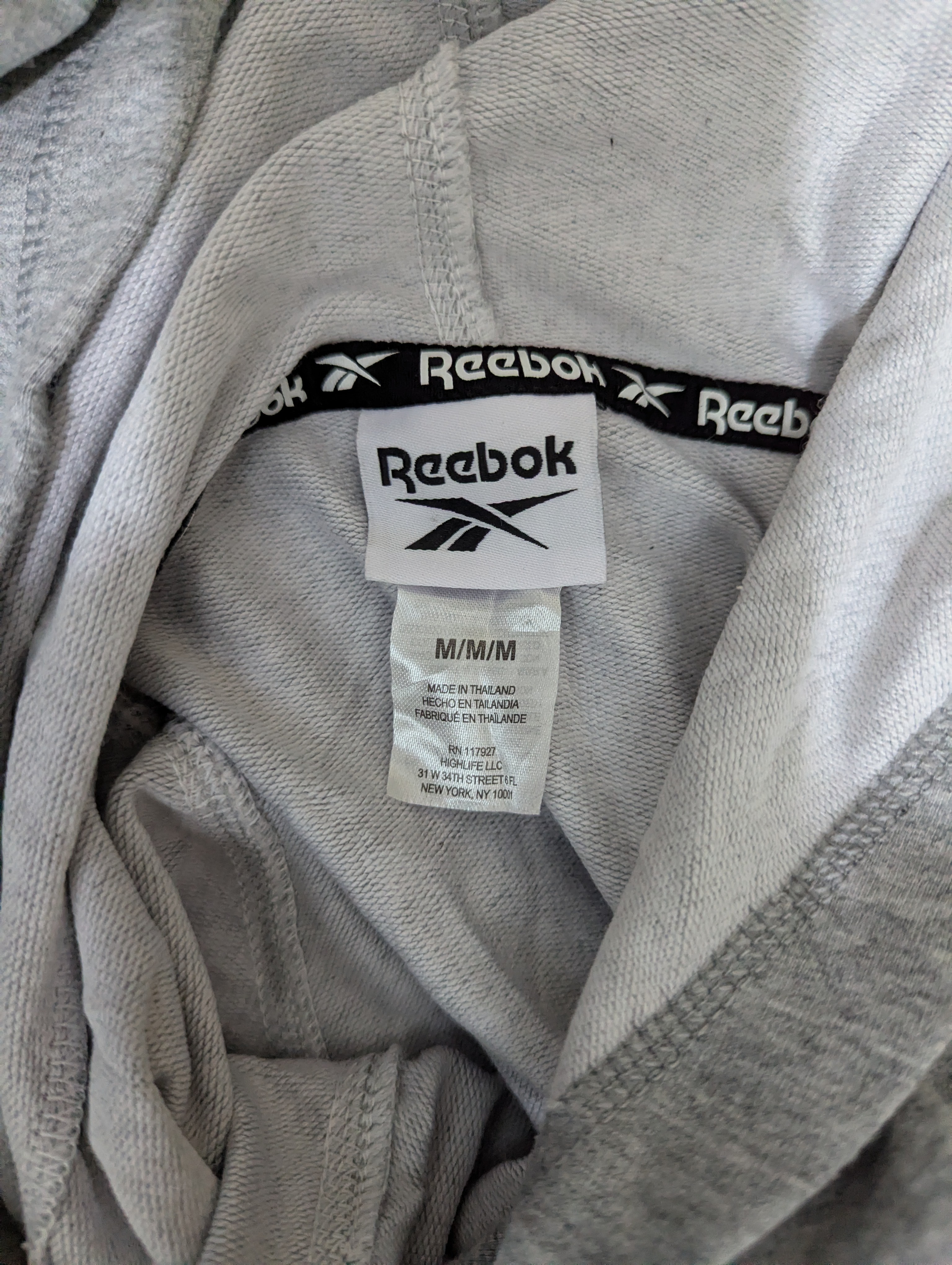 「ビンテージ フィラ、リーボック、チャンピオン、コロンビアのスウェットシャツ、21点」