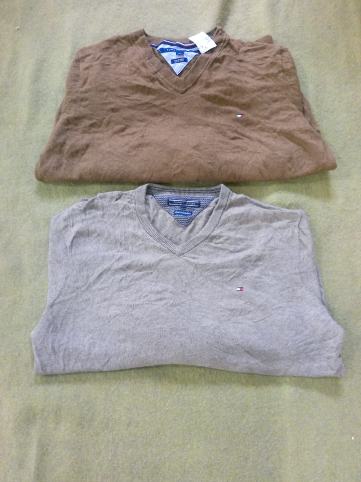 Tommy Hilfiger V neck