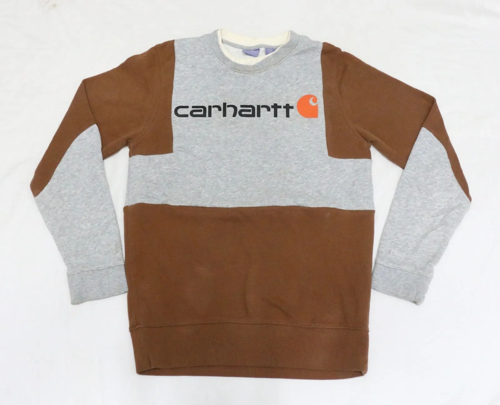 CR1146 Upcycled Carhartt Patch Sweatshirt