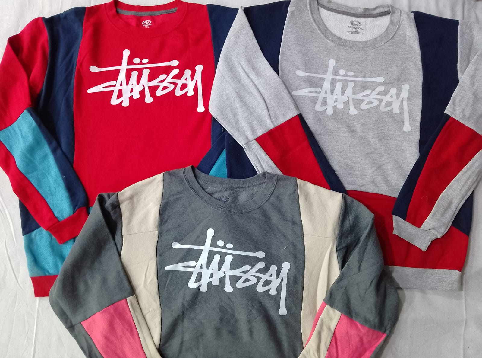 CR6008 Sweatshirts Patchwork Imprimé Stüssy Upcyclé