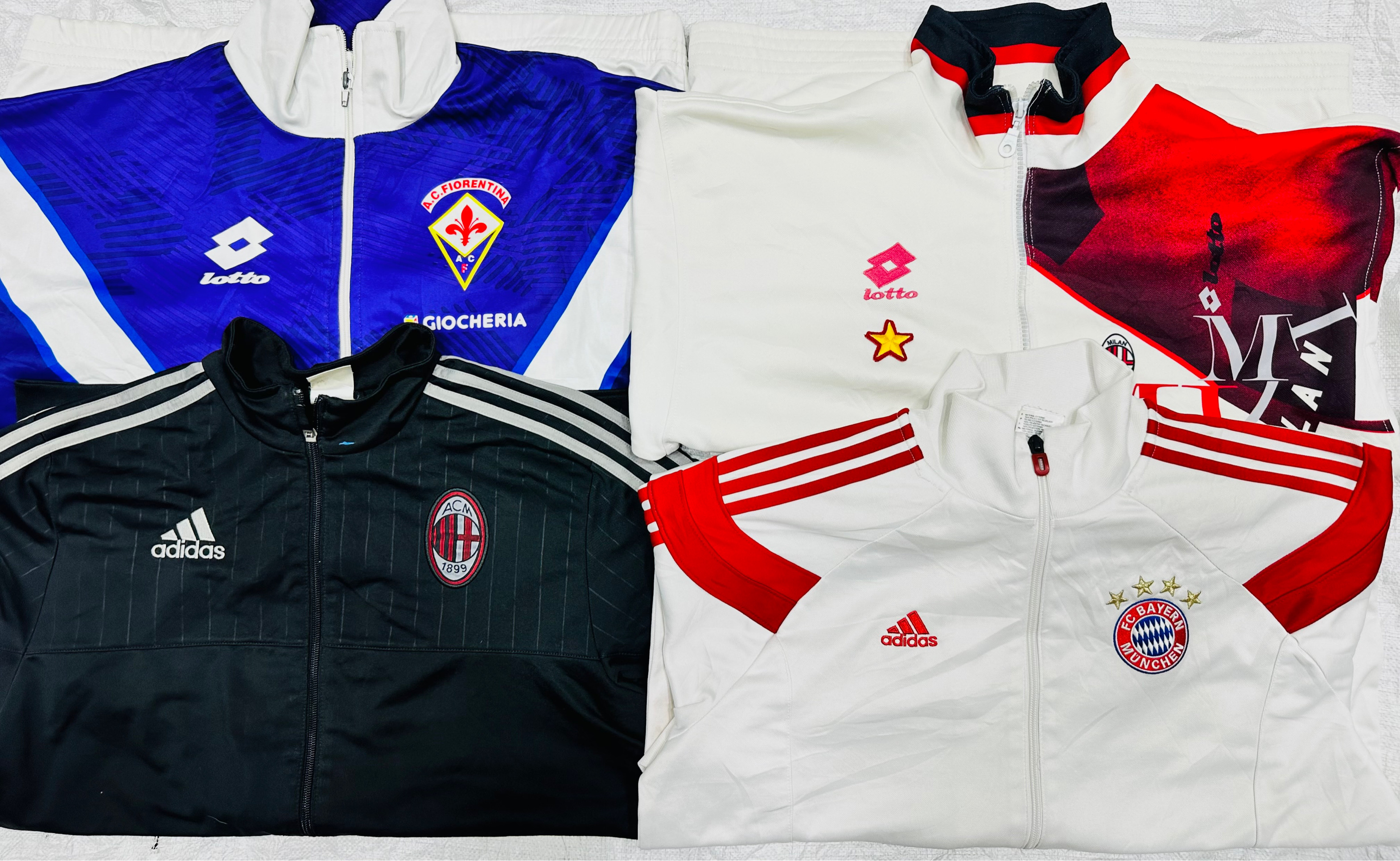 Giacca del club di atletica calcistica