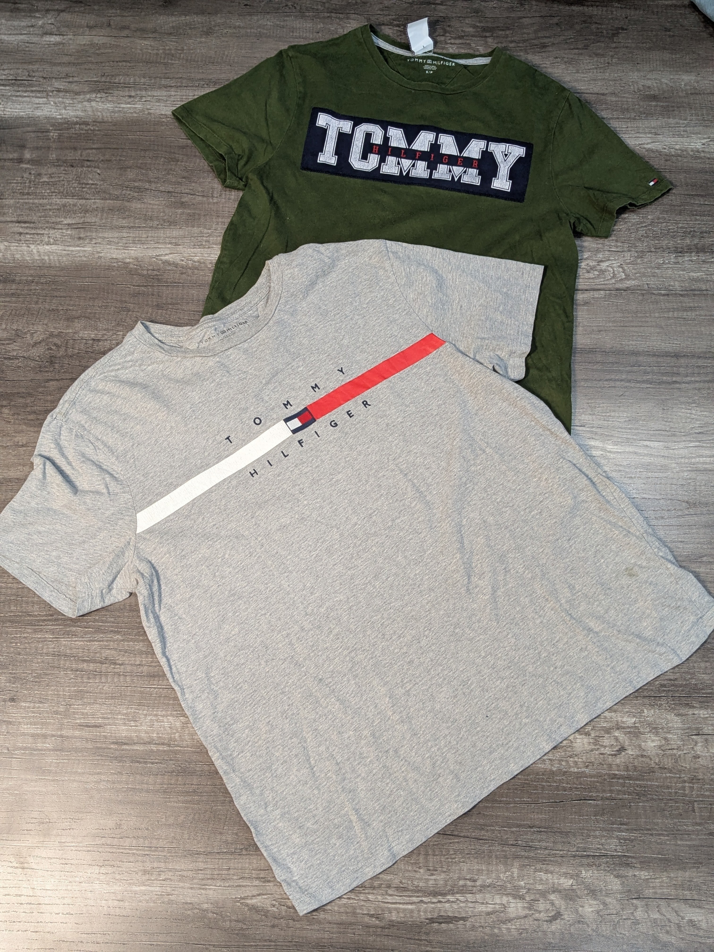 3272 - Tommy Hilfiger, Ralph Lauren T-shirts à manches courtes