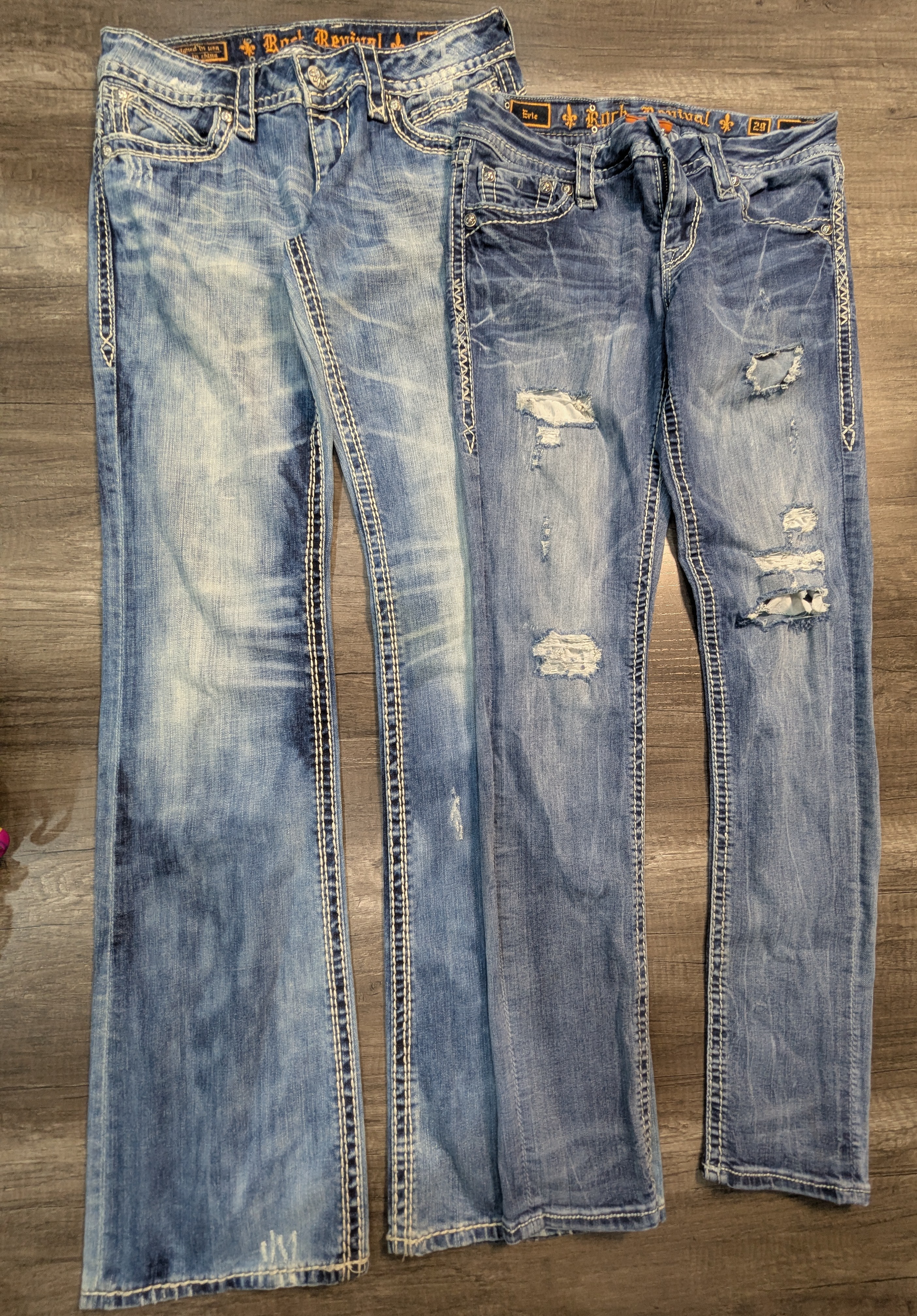 3287 - True Religion, Miss me, Rock Revival Straight Jeans