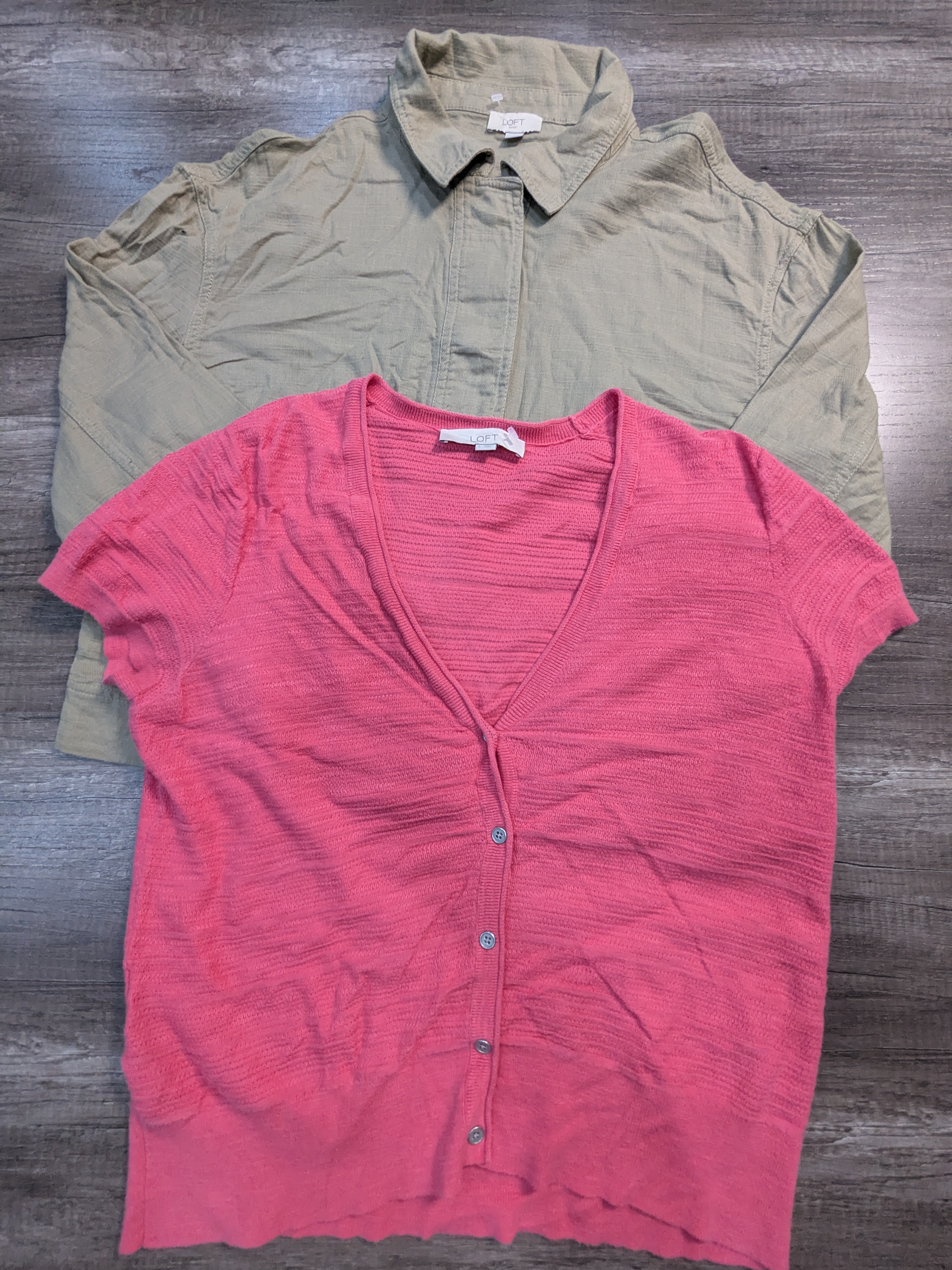 3289 - Camisole Loft, T-Shirts, Robes, Jupes, Veste