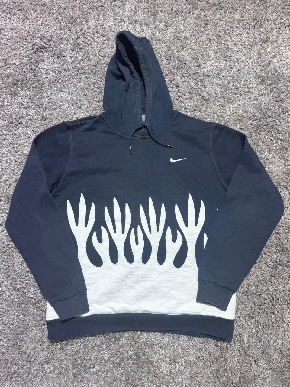 Pulls à capuche Nike Flame upcyclés