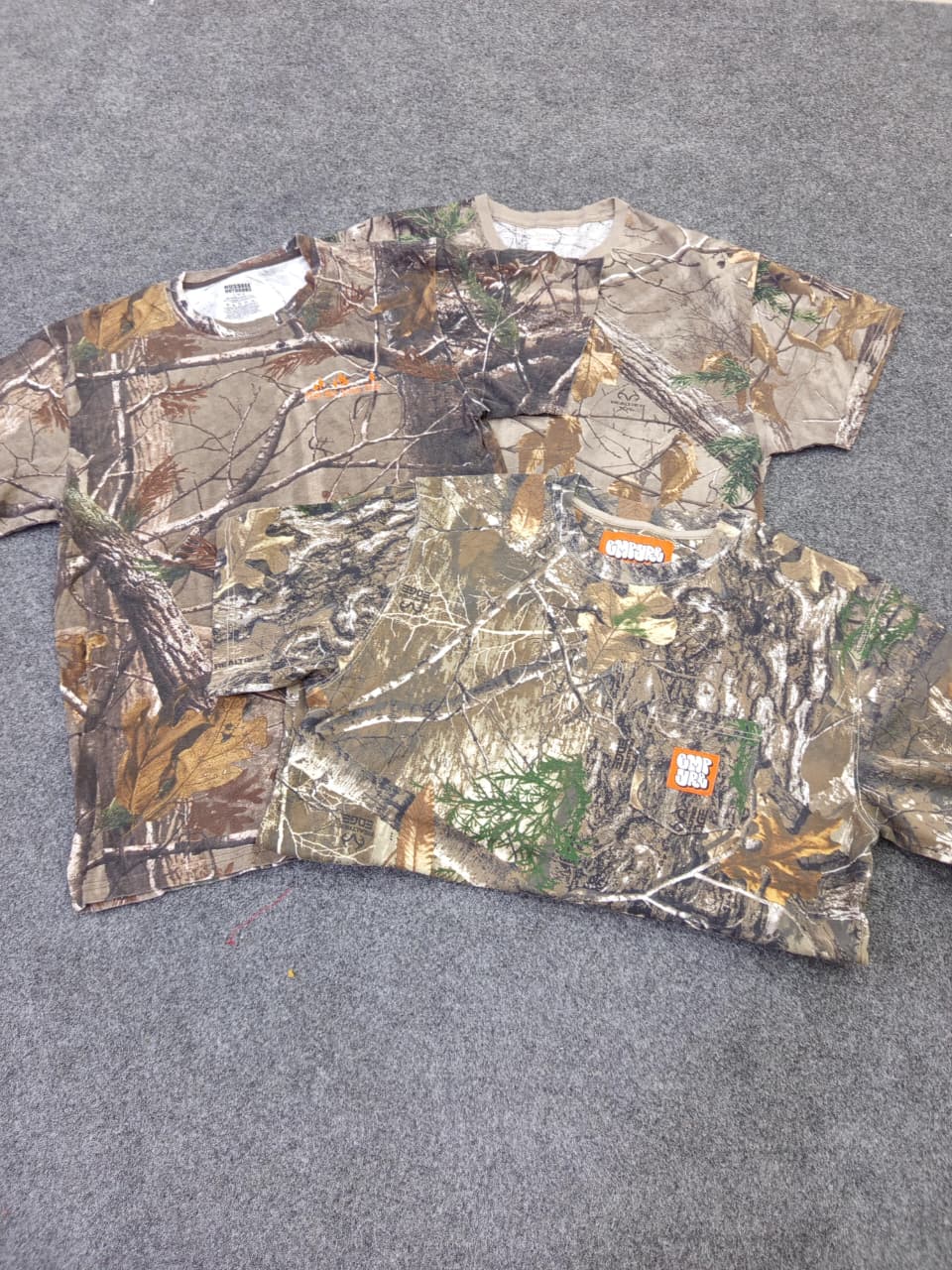 ZV1634 Hunting Print T-Shirts