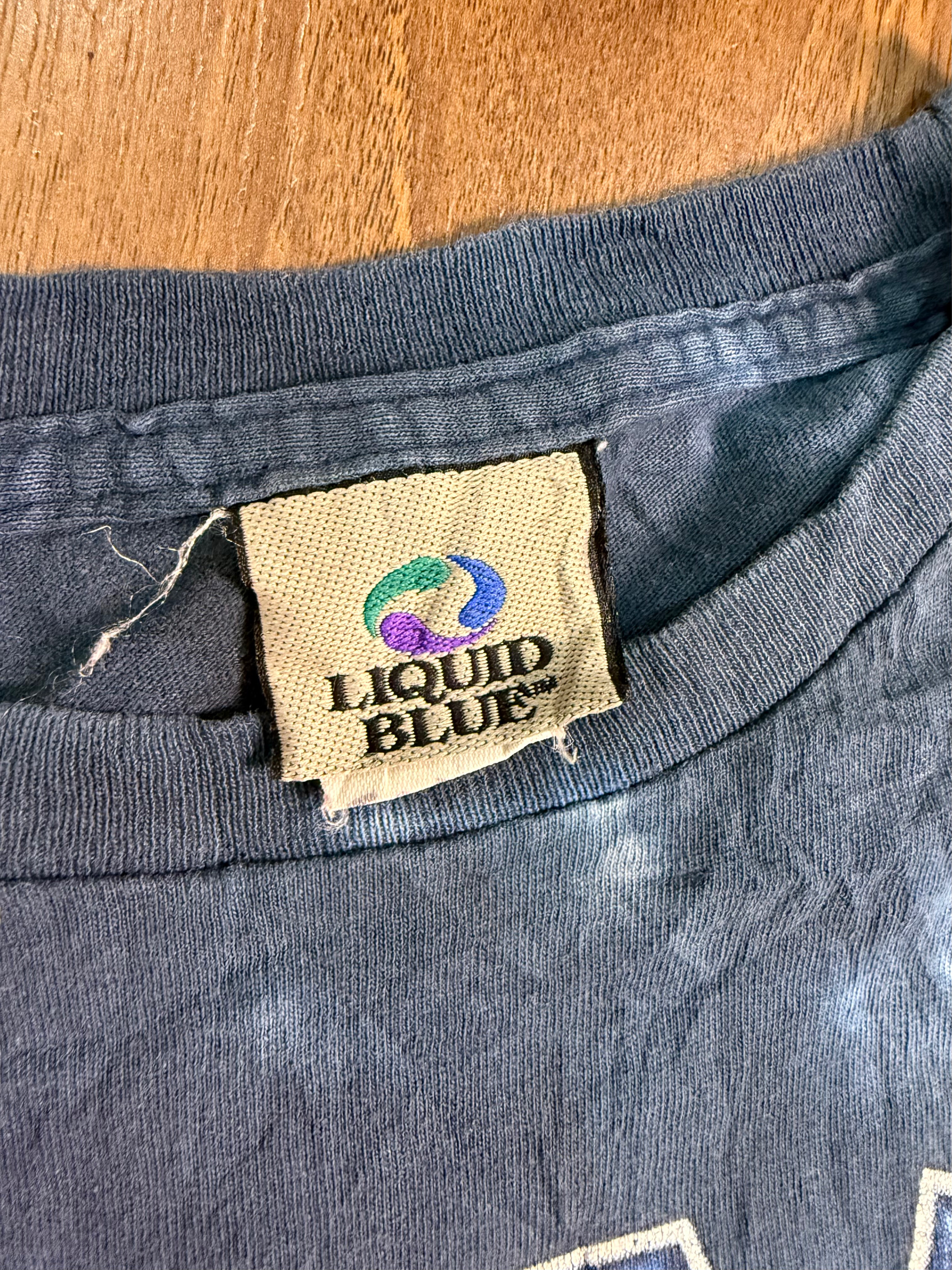 AVG-0187 T-shirt Liquid Blue