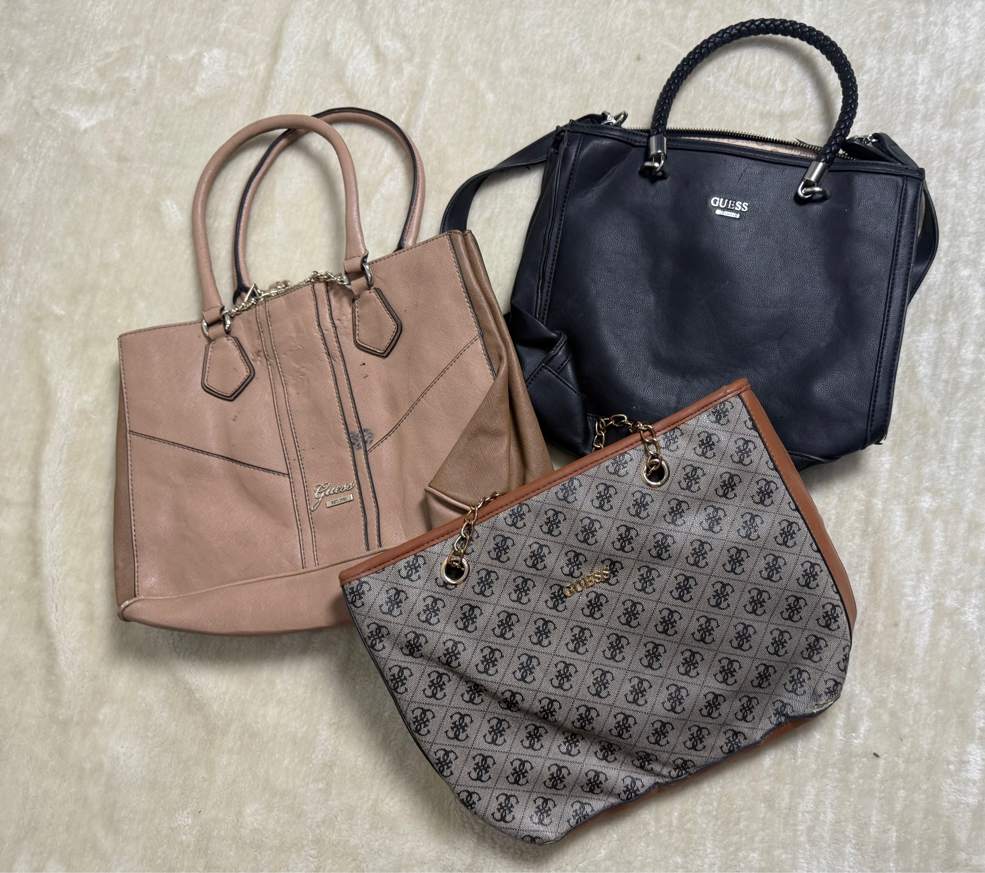 Authentic guess bags